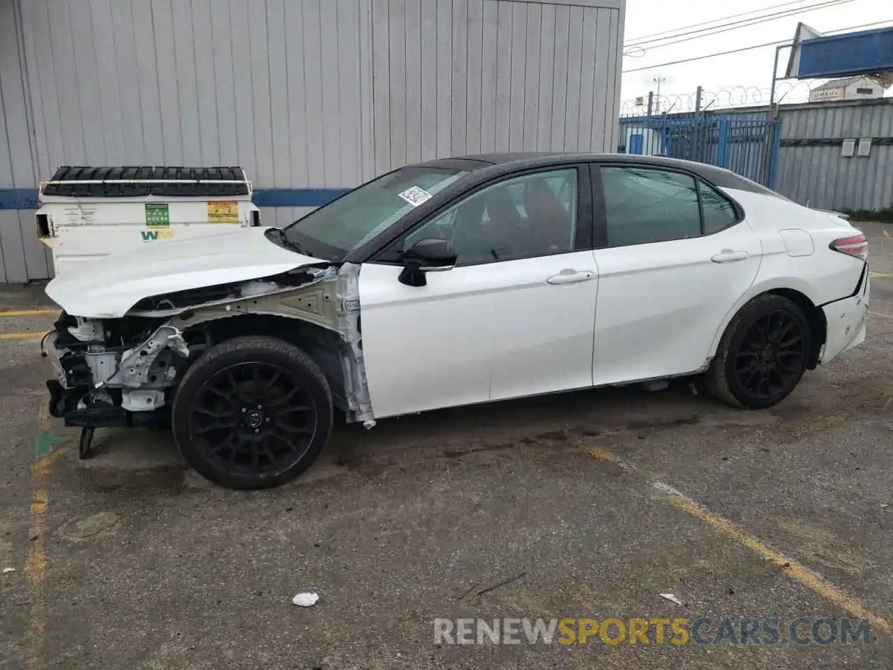 1 Photograph of a damaged car 4T1B61HK1KU268629 TOYOTA CAMRY 2019