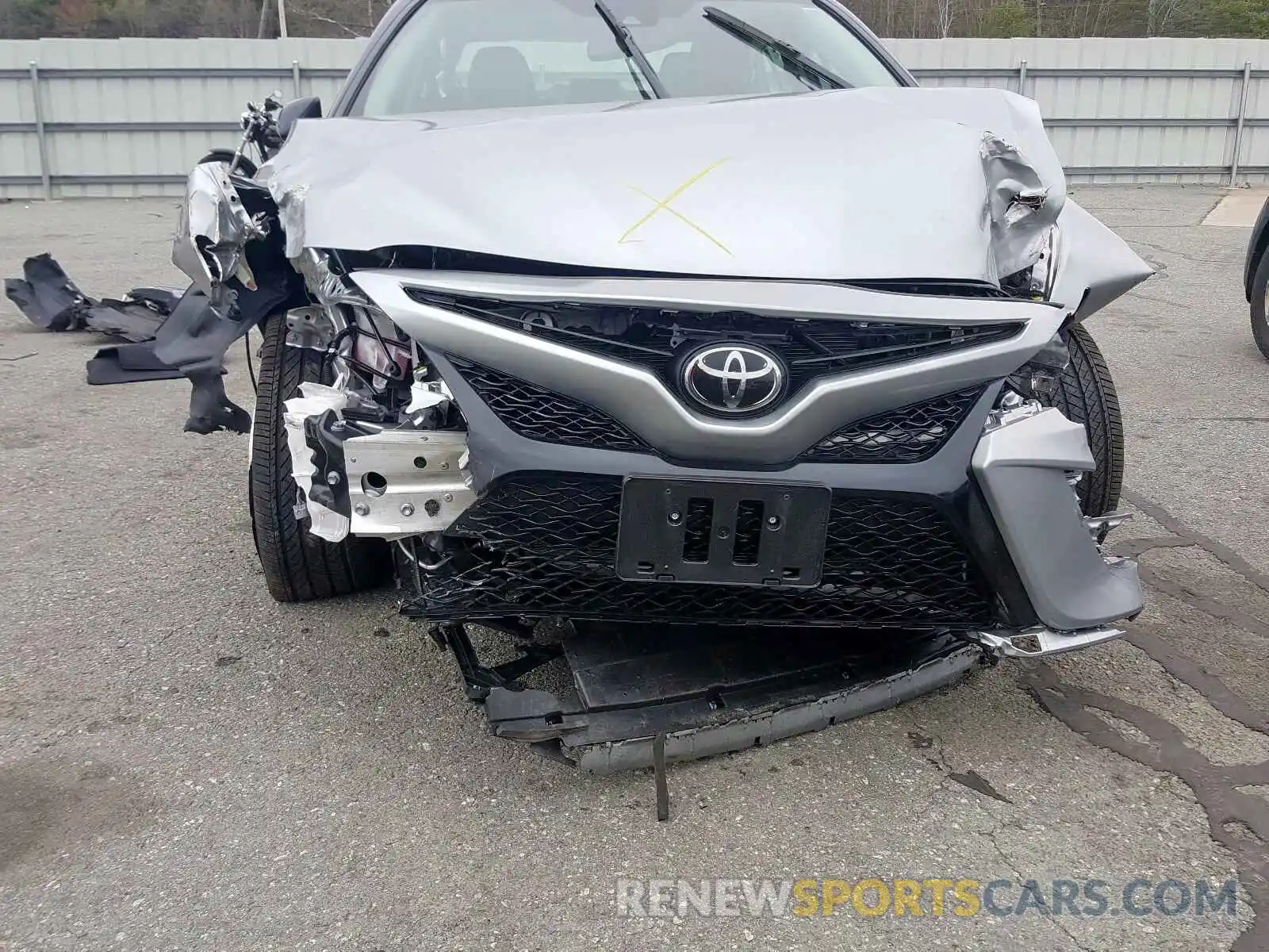 9 Photograph of a damaged car 4T1B61HK1KU276360 TOYOTA CAMRY 2019