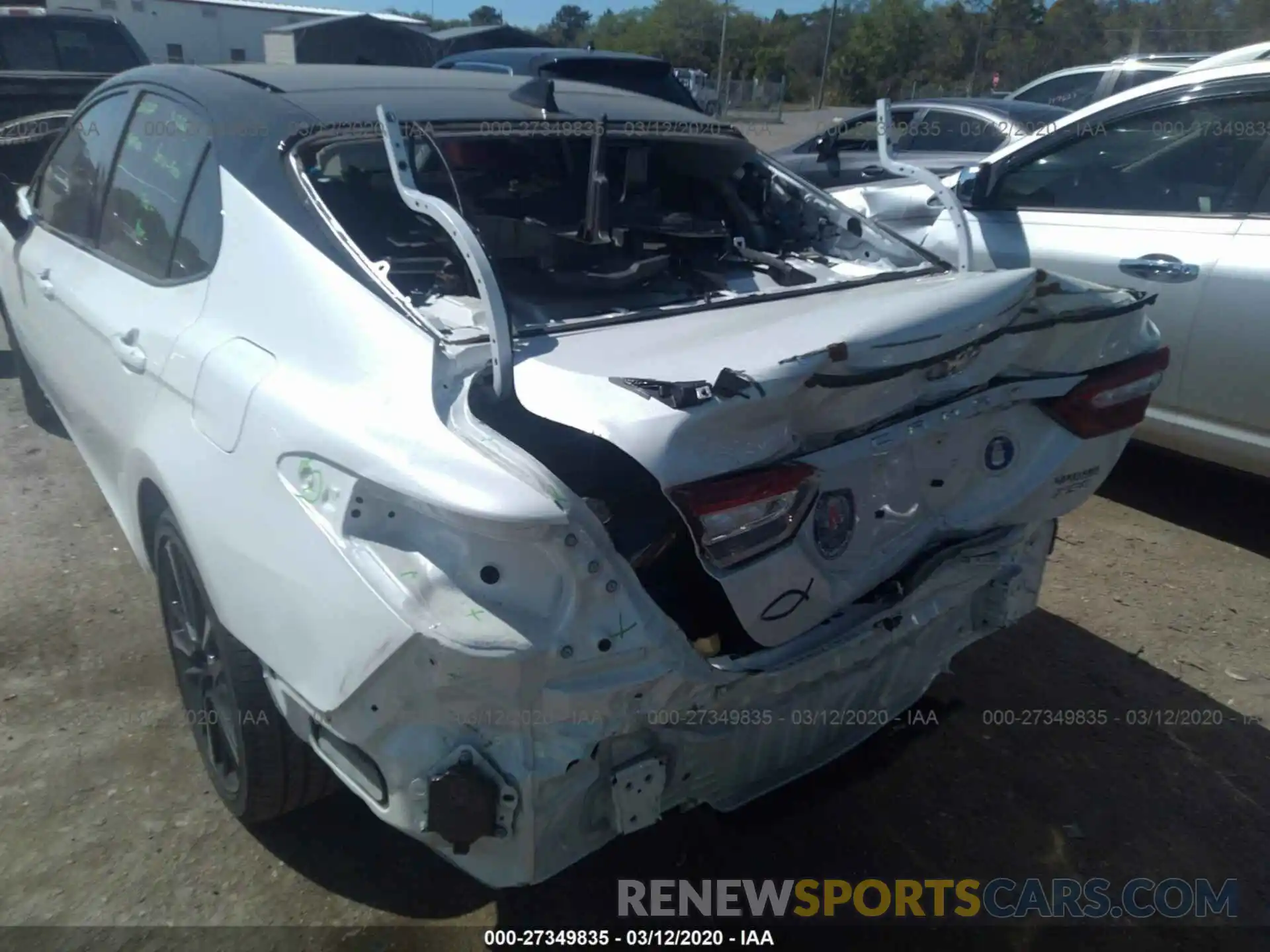 6 Photograph of a damaged car 4T1B61HK1KU287357 TOYOTA CAMRY 2019