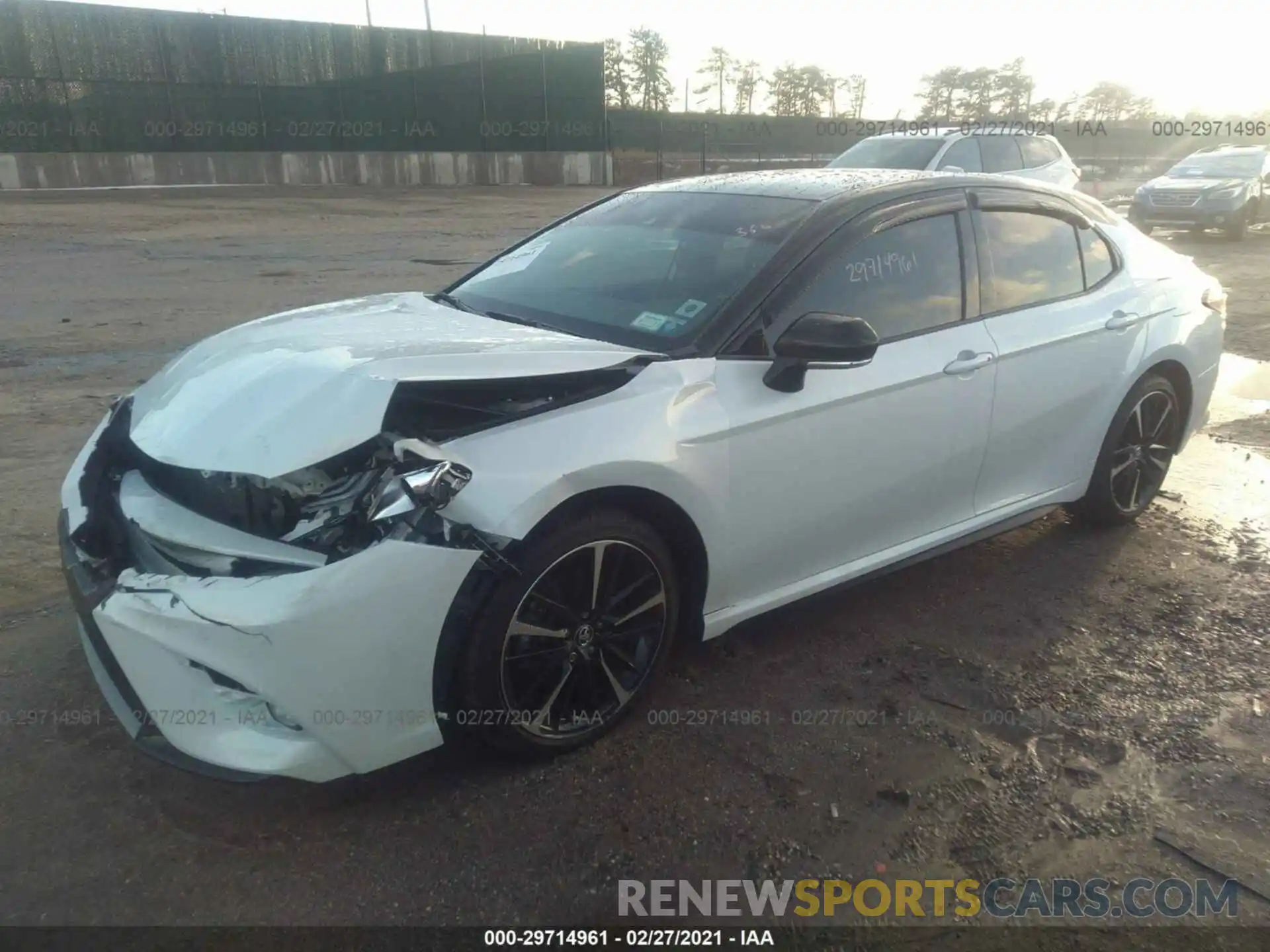 2 Photograph of a damaged car 4T1B61HK1KU291098 TOYOTA CAMRY 2019