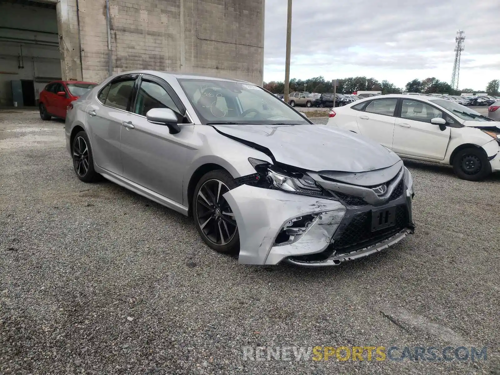 1 Photograph of a damaged car 4T1B61HK1KU294292 TOYOTA CAMRY 2019