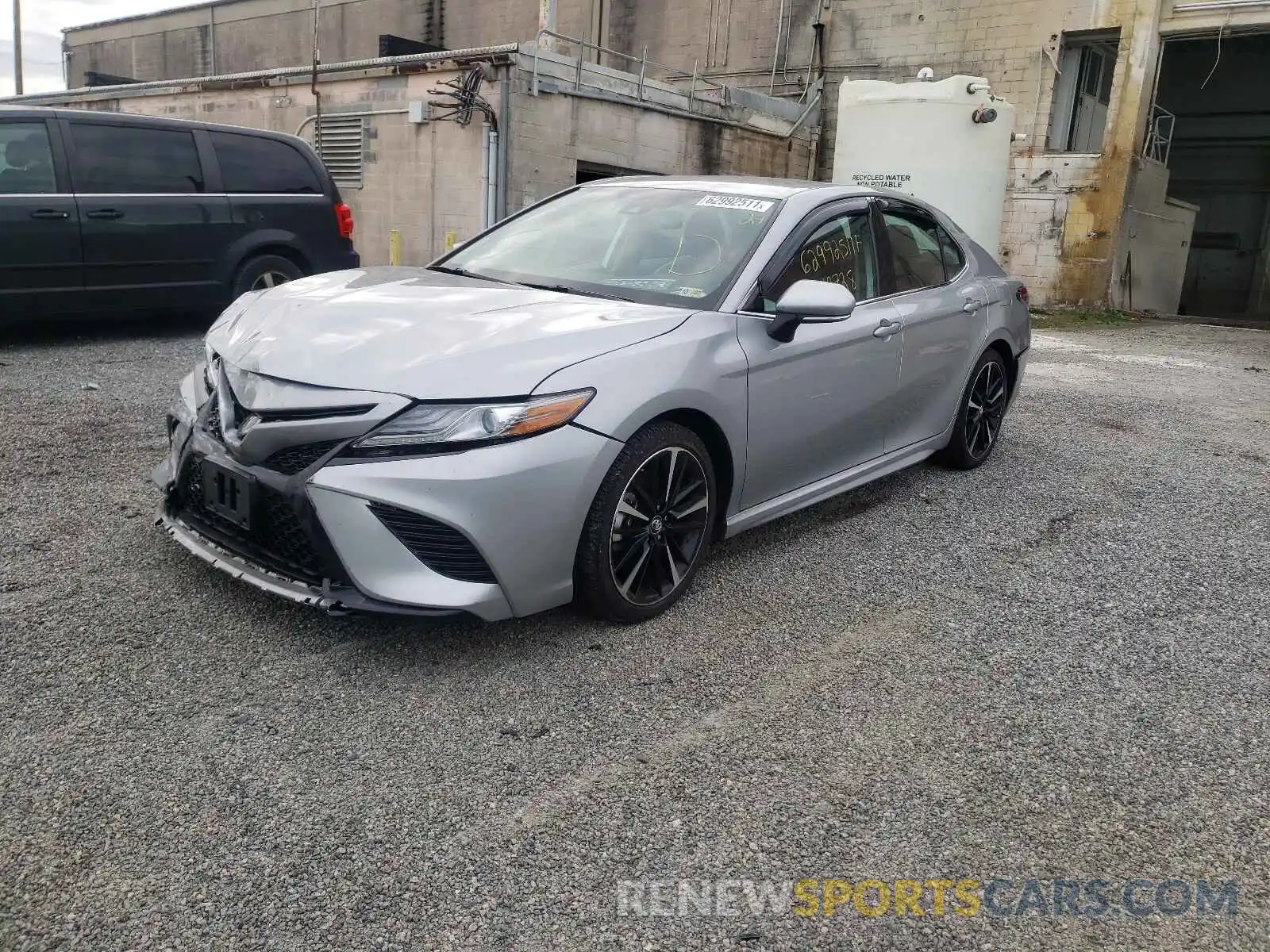 2 Photograph of a damaged car 4T1B61HK1KU294292 TOYOTA CAMRY 2019