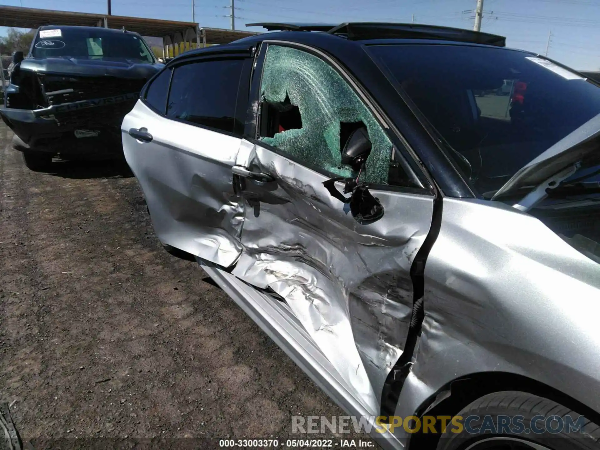 6 Photograph of a damaged car 4T1B61HK1KU297905 TOYOTA CAMRY 2019