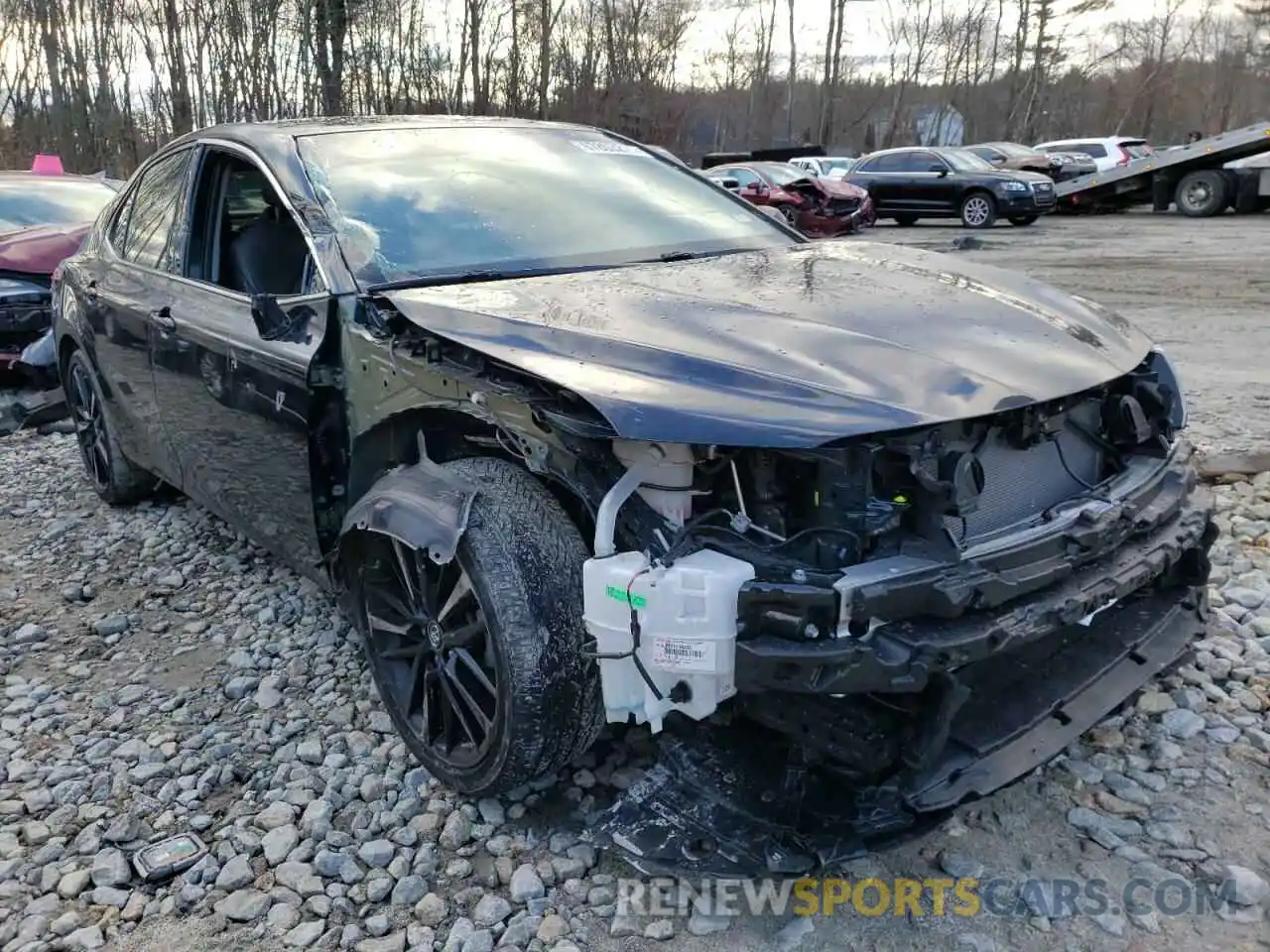 1 Photograph of a damaged car 4T1B61HK1KU300009 TOYOTA CAMRY 2019