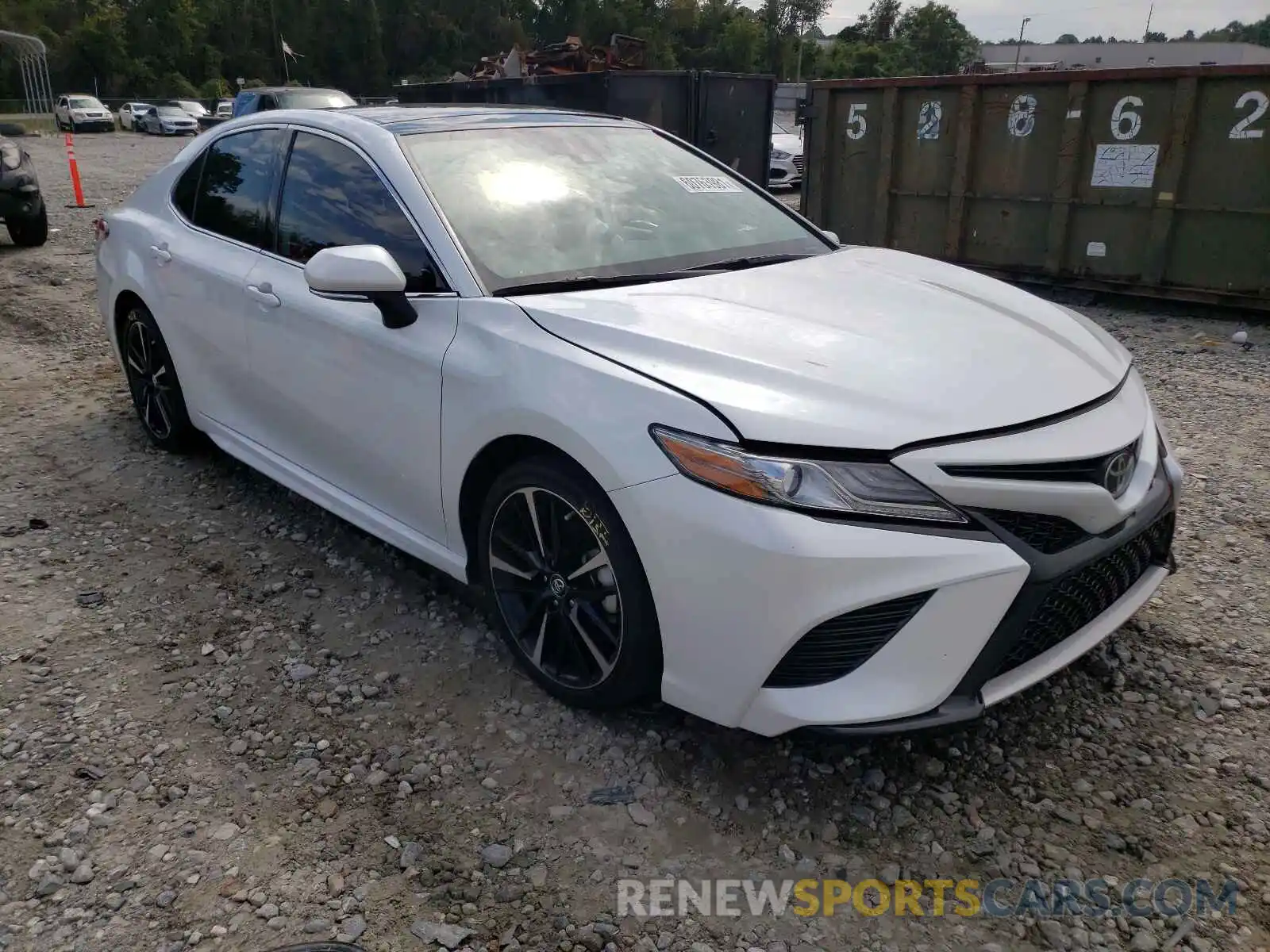 1 Photograph of a damaged car 4T1B61HK1KU679190 TOYOTA CAMRY 2019