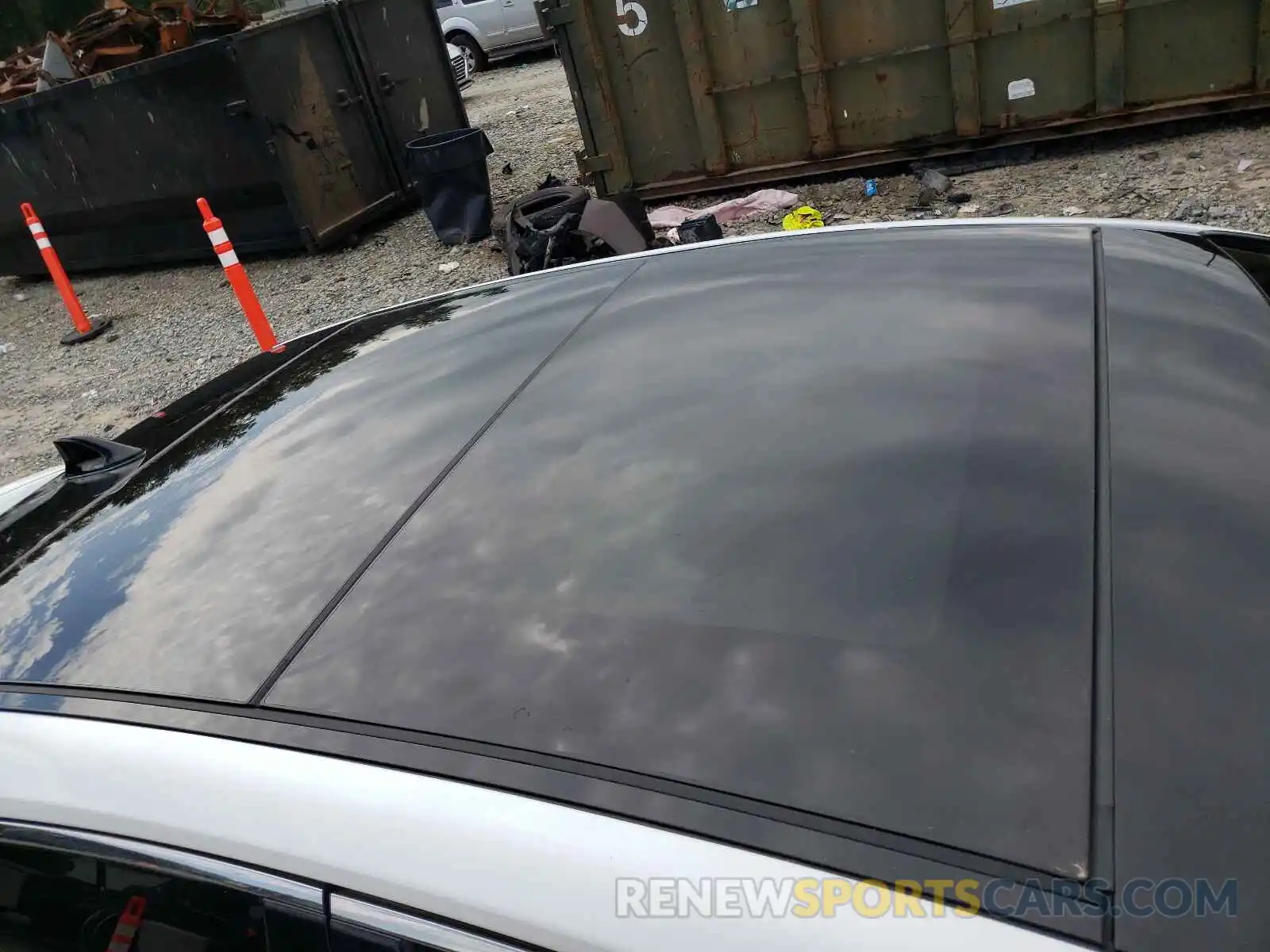 9 Photograph of a damaged car 4T1B61HK1KU679190 TOYOTA CAMRY 2019