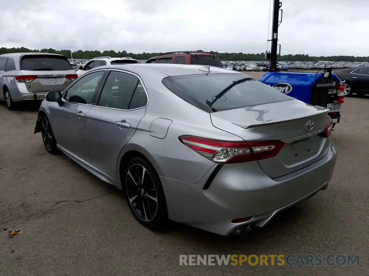 3 Photograph of a damaged car 4T1B61HK1KU700281 TOYOTA CAMRY 2019