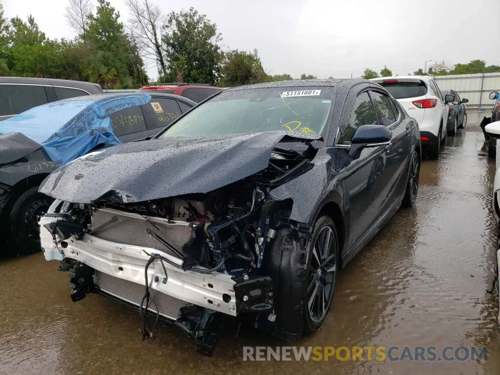 2 Photograph of a damaged car 4T1B61HK1KU700944 TOYOTA CAMRY 2019