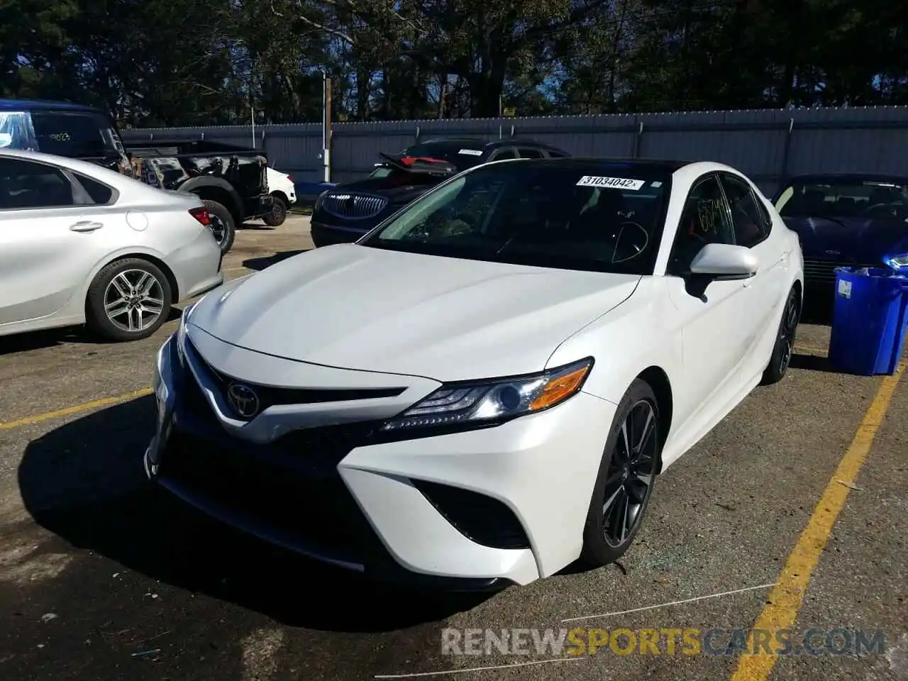 2 Photograph of a damaged car 4T1B61HK1KU704363 TOYOTA CAMRY 2019