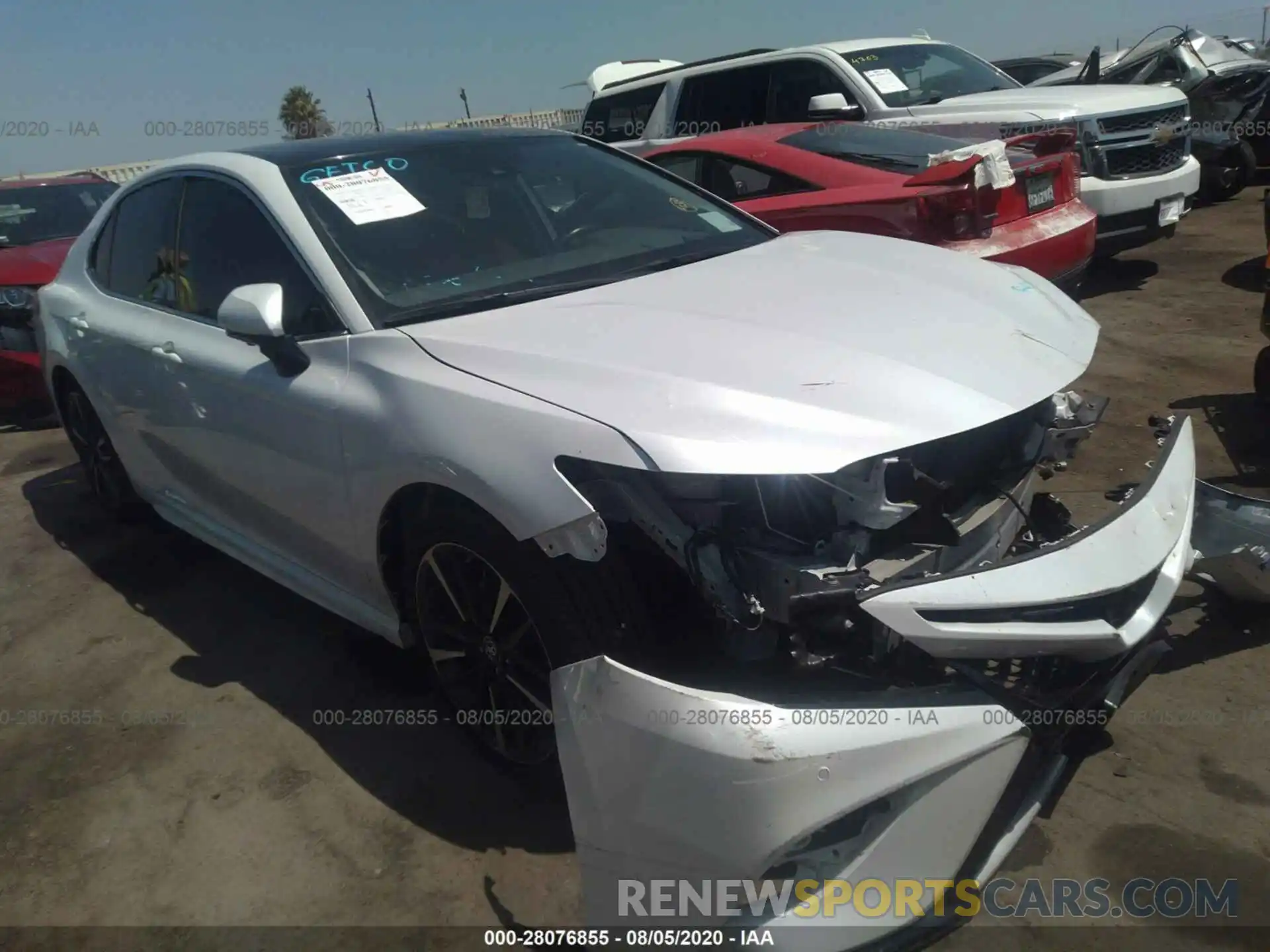 1 Photograph of a damaged car 4T1B61HK1KU712821 TOYOTA CAMRY 2019