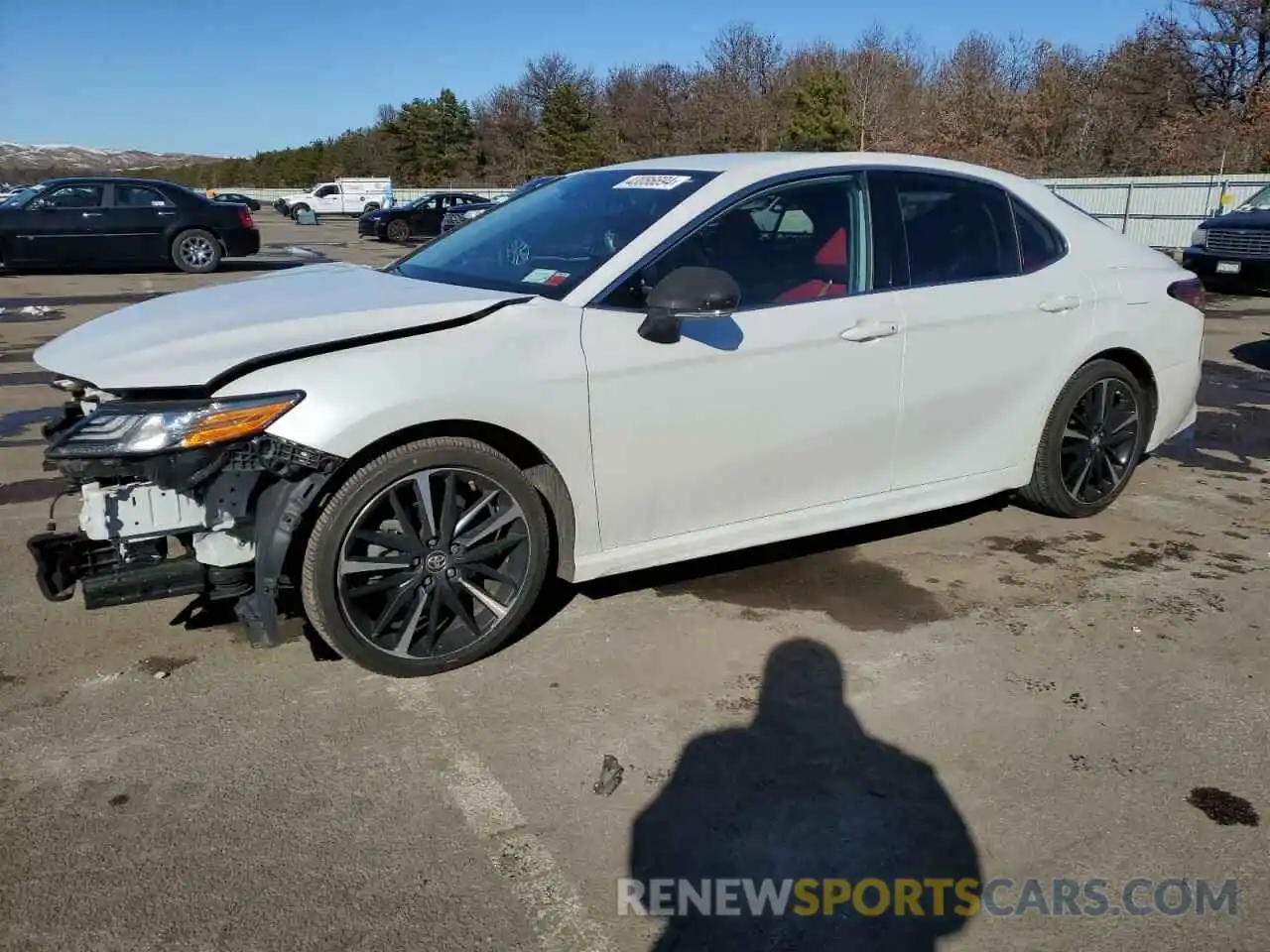 1 Photograph of a damaged car 4T1B61HK1KU745446 TOYOTA CAMRY 2019