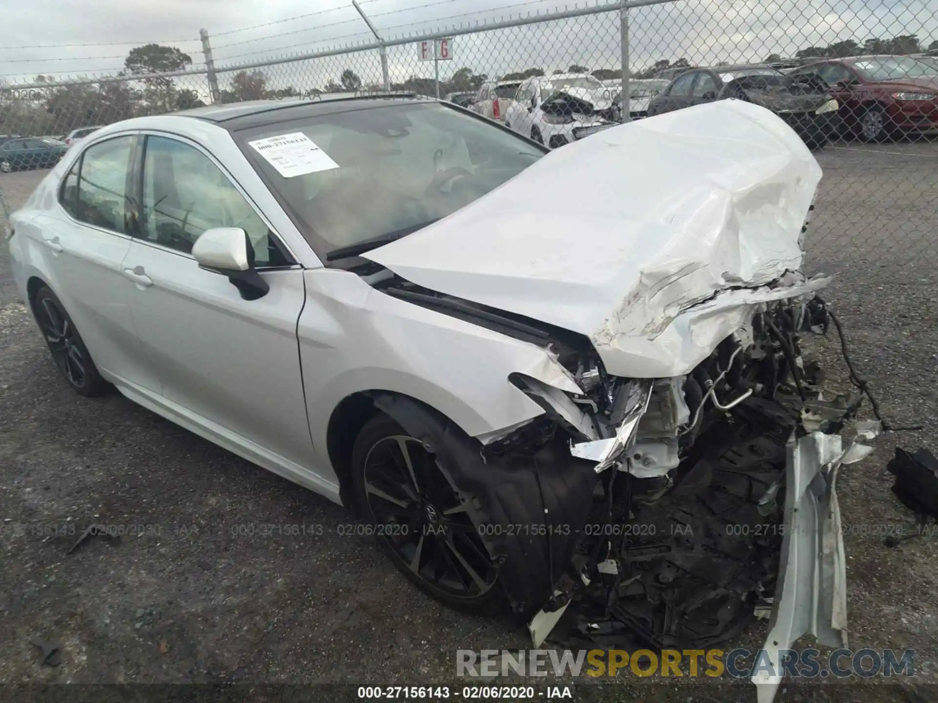 1 Photograph of a damaged car 4T1B61HK1KU745625 TOYOTA CAMRY 2019