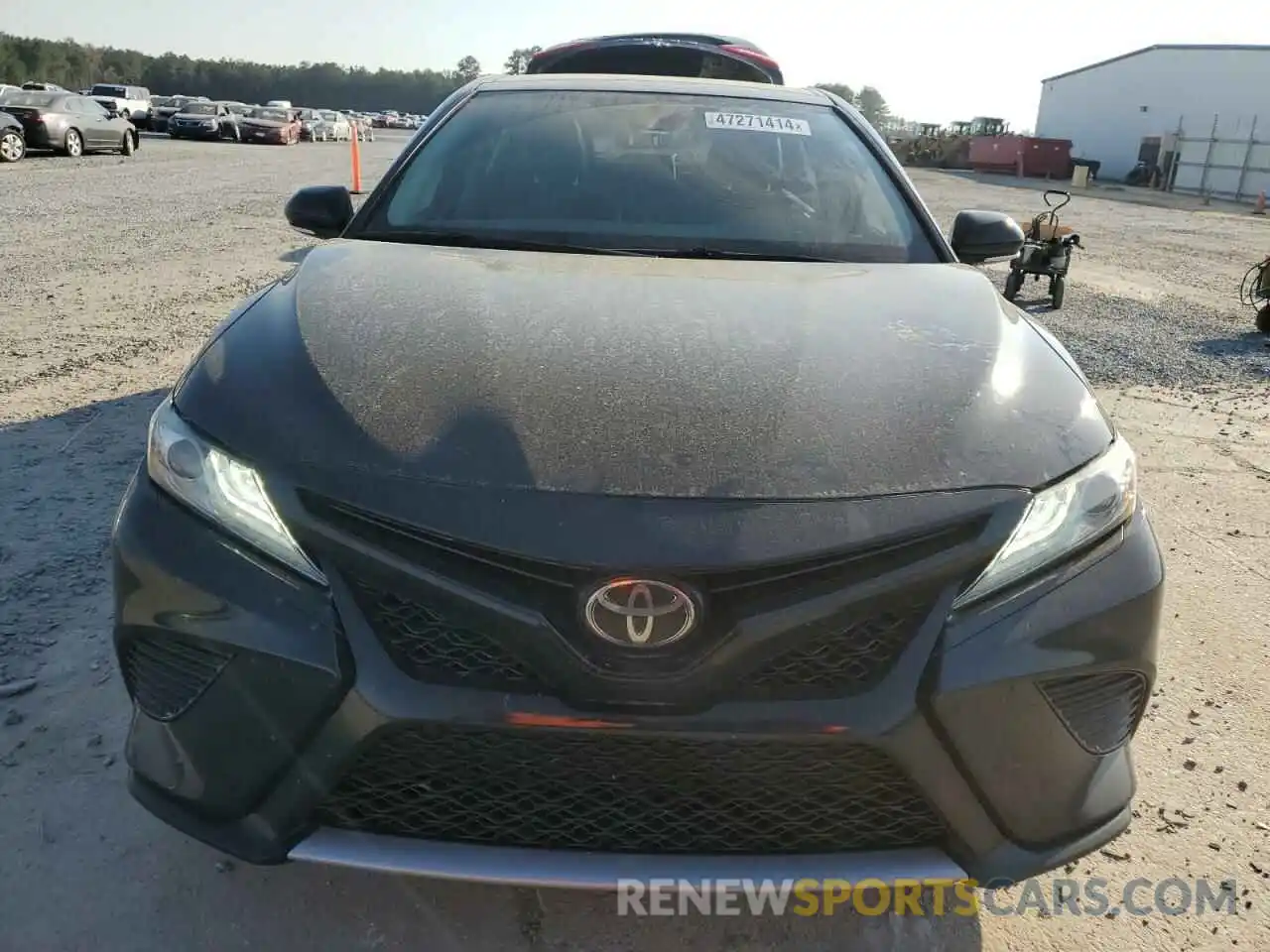 5 Photograph of a damaged car 4T1B61HK1KU760898 TOYOTA CAMRY 2019