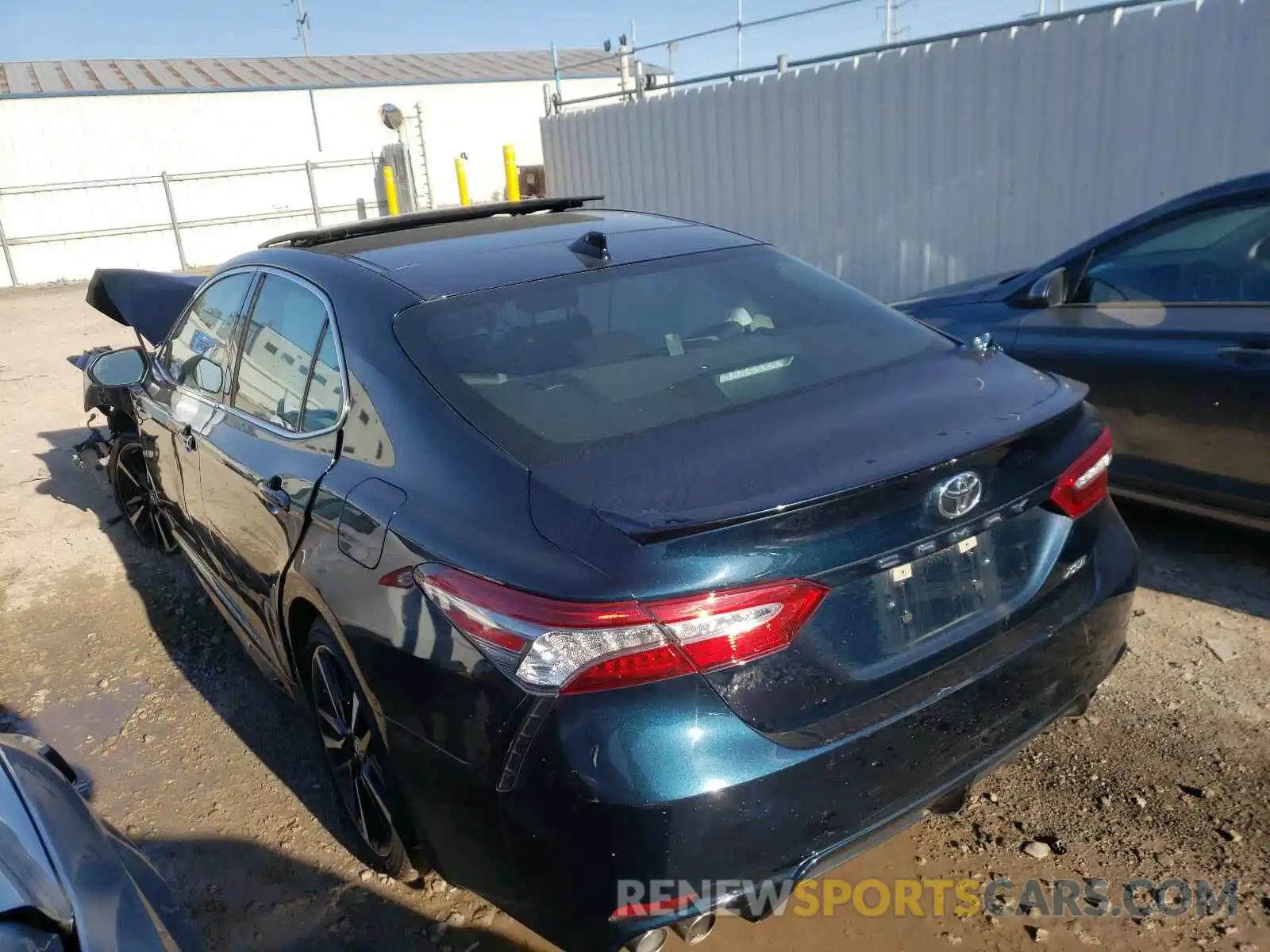 3 Photograph of a damaged car 4T1B61HK1KU761565 TOYOTA CAMRY 2019