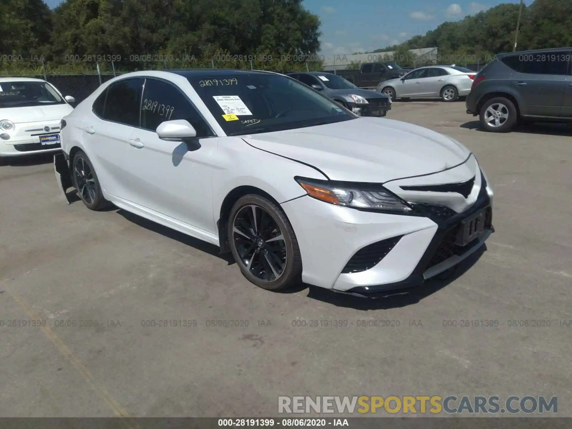 1 Photograph of a damaged car 4T1B61HK1KU765471 TOYOTA CAMRY 2019