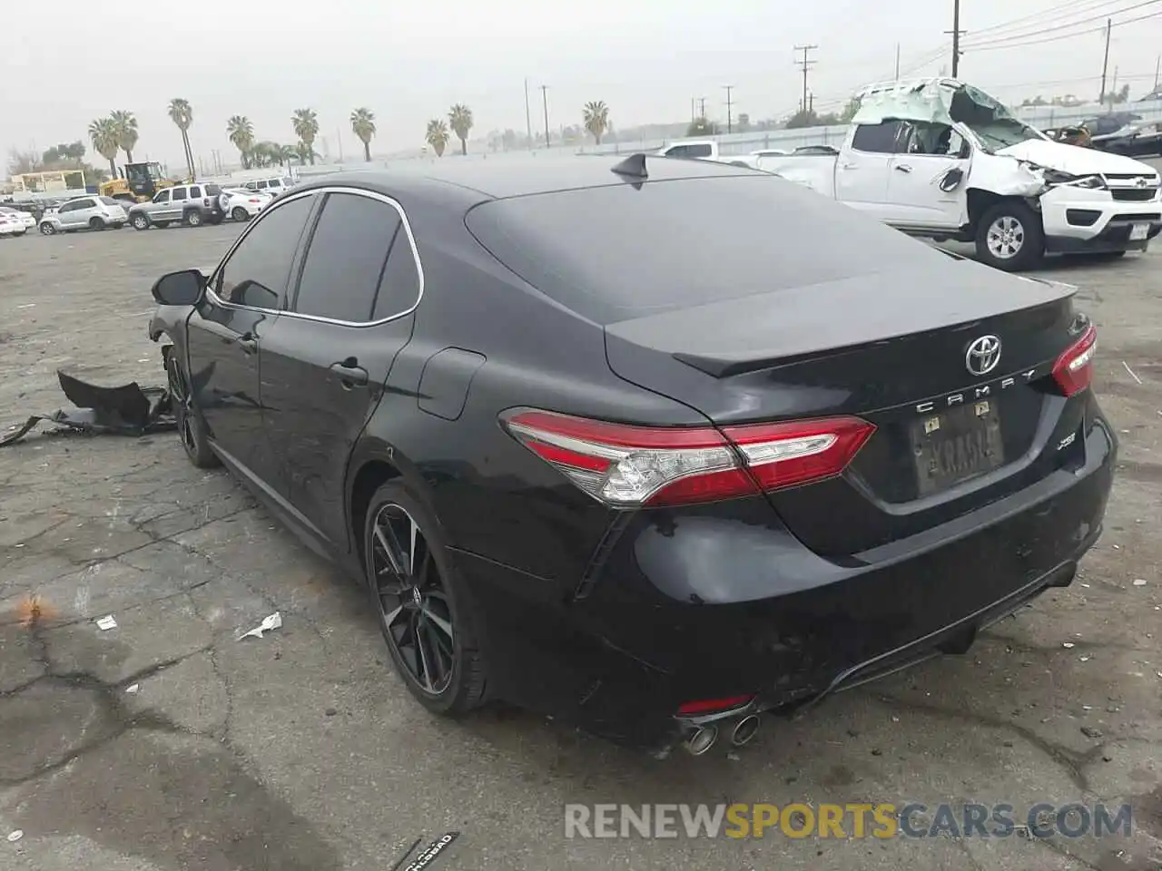 3 Photograph of a damaged car 4T1B61HK1KU772386 TOYOTA CAMRY 2019