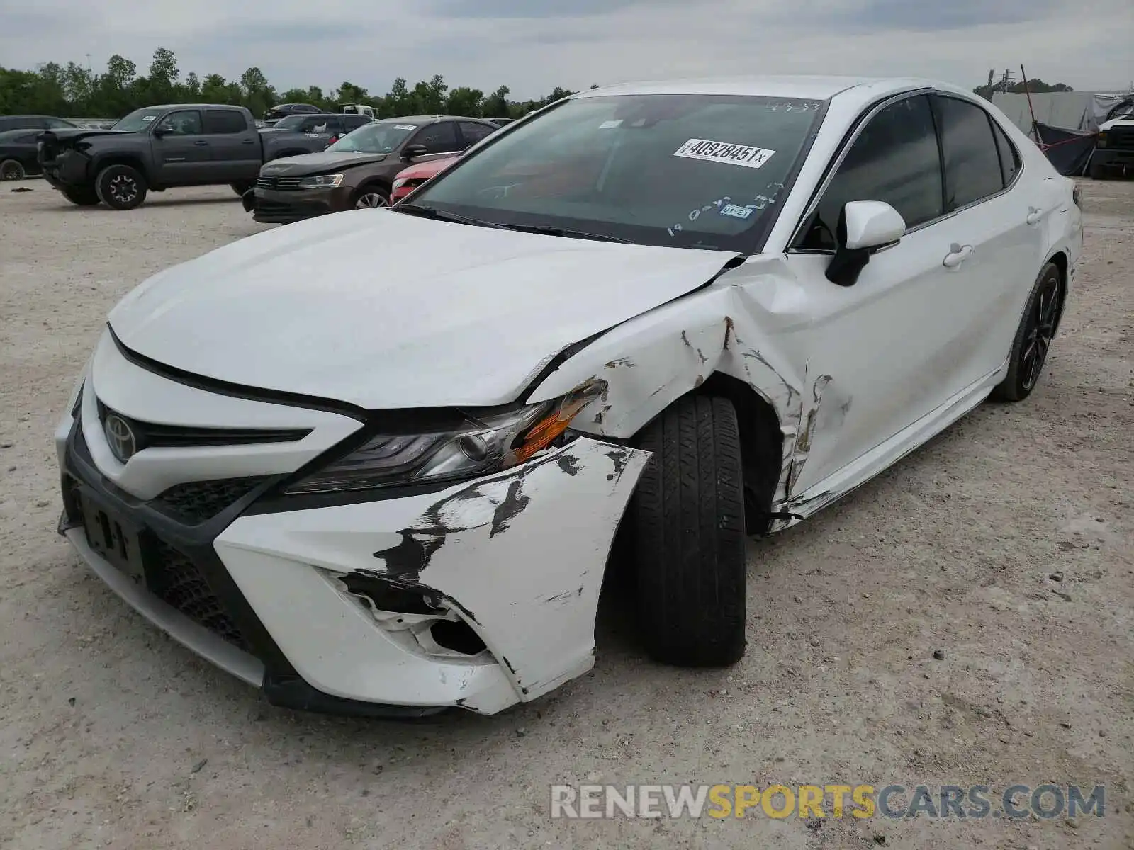 2 Photograph of a damaged car 4T1B61HK1KU774333 TOYOTA CAMRY 2019