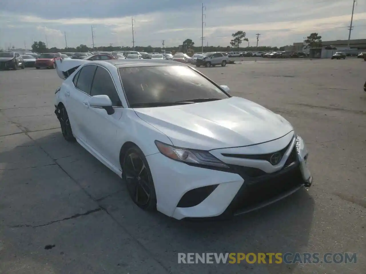 1 Photograph of a damaged car 4T1B61HK1KU788510 TOYOTA CAMRY 2019