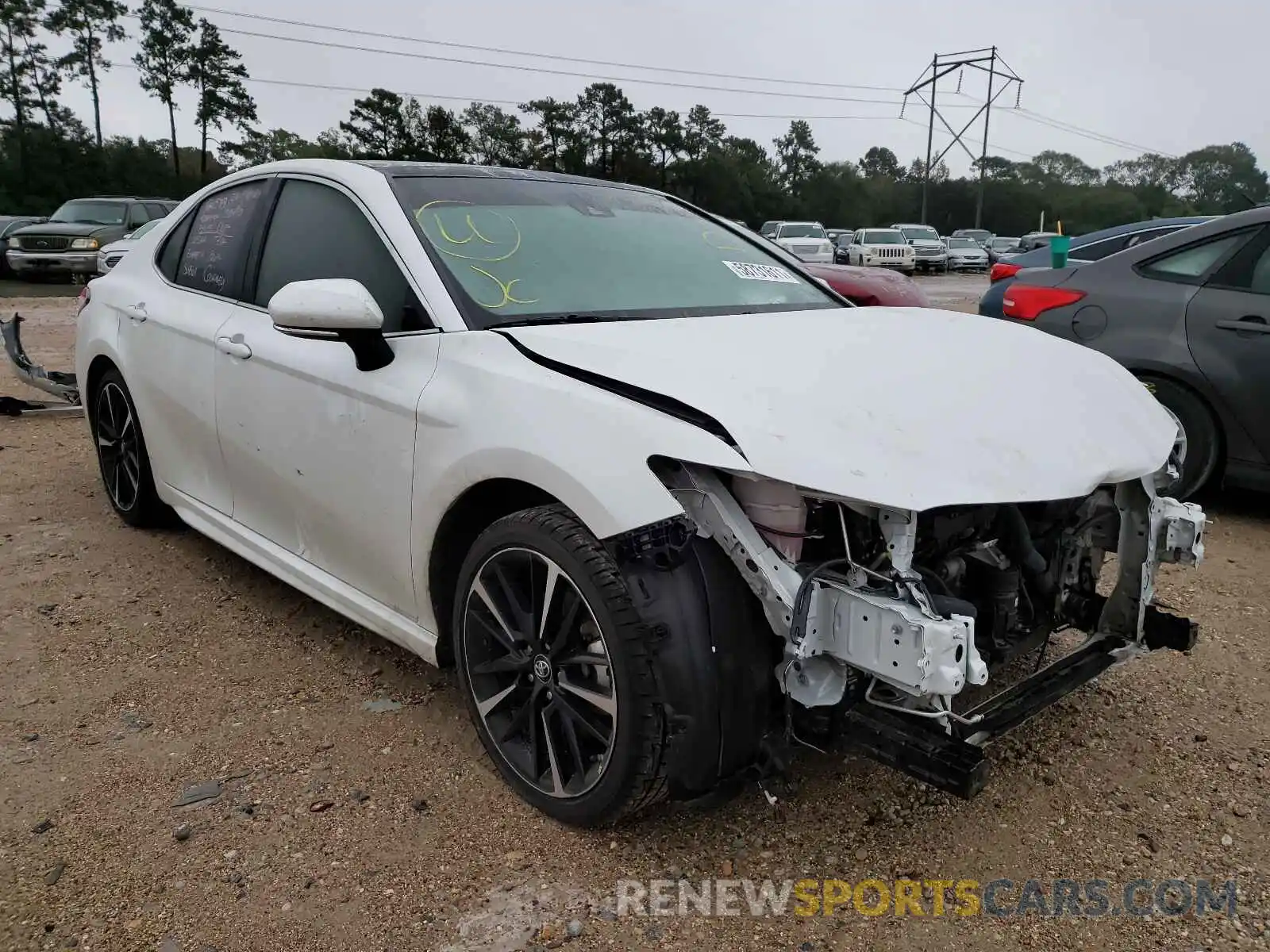 1 Photograph of a damaged car 4T1B61HK1KU792847 TOYOTA CAMRY 2019