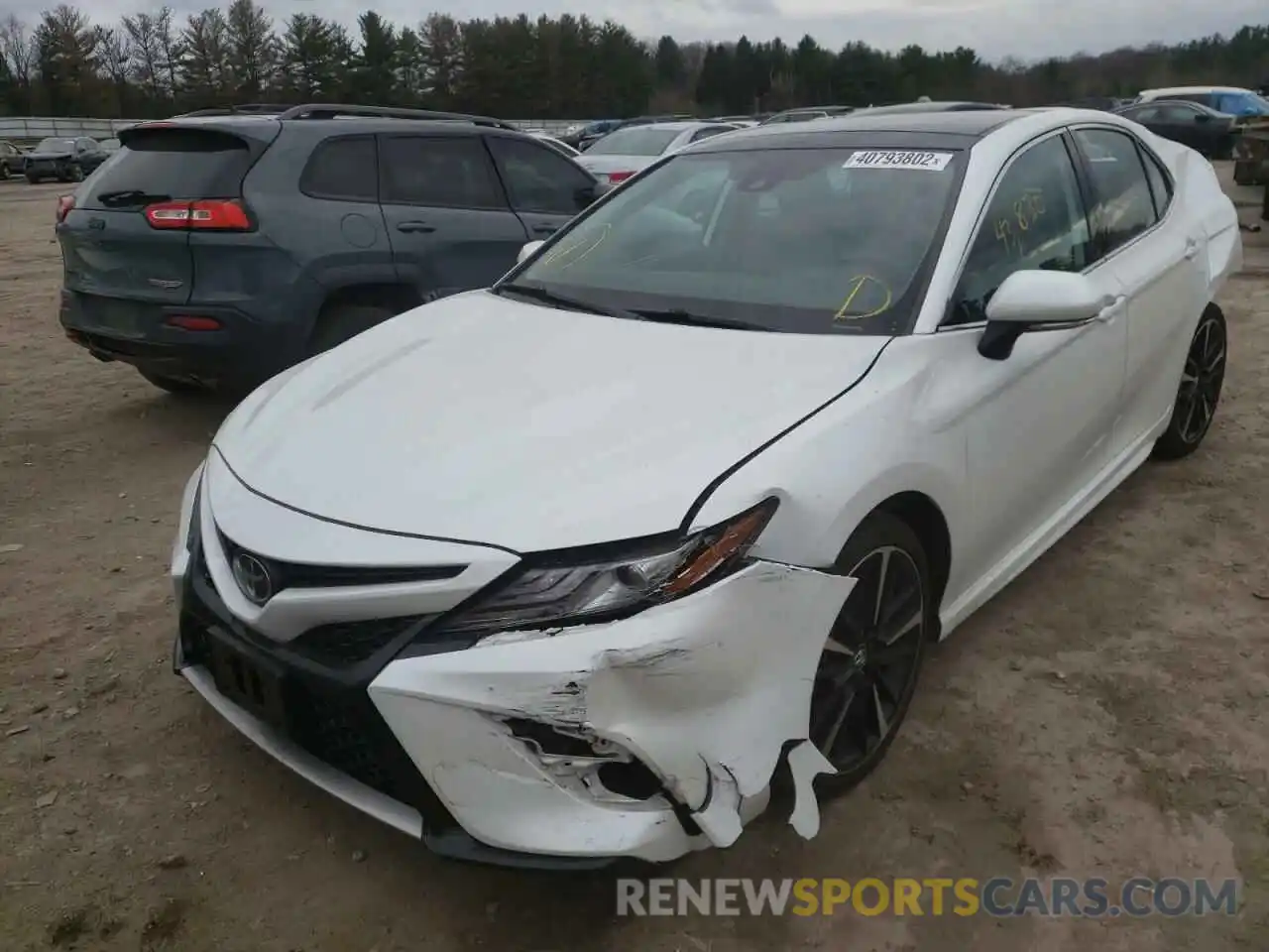 2 Photograph of a damaged car 4T1B61HK1KU795005 TOYOTA CAMRY 2019