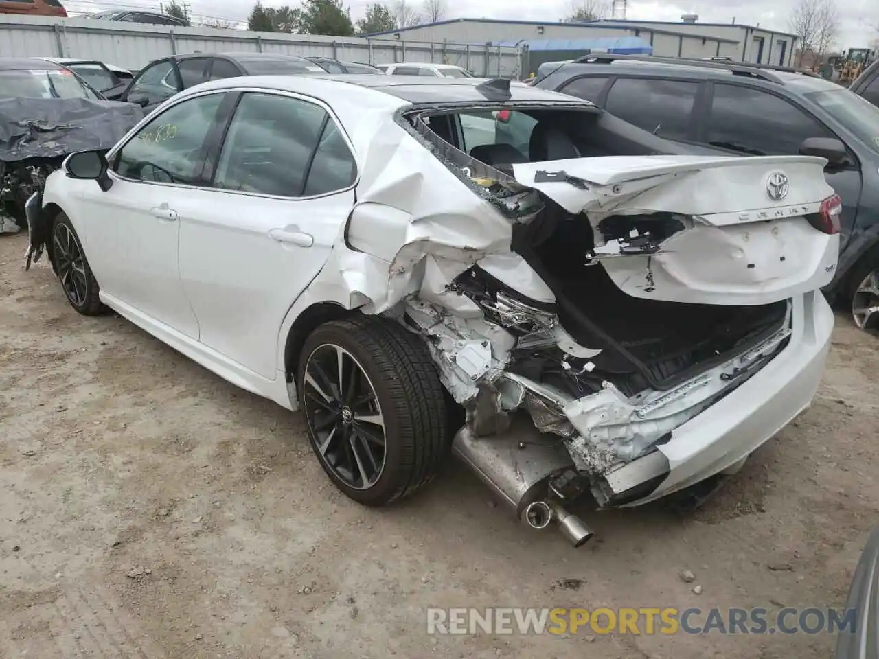 3 Photograph of a damaged car 4T1B61HK1KU795005 TOYOTA CAMRY 2019