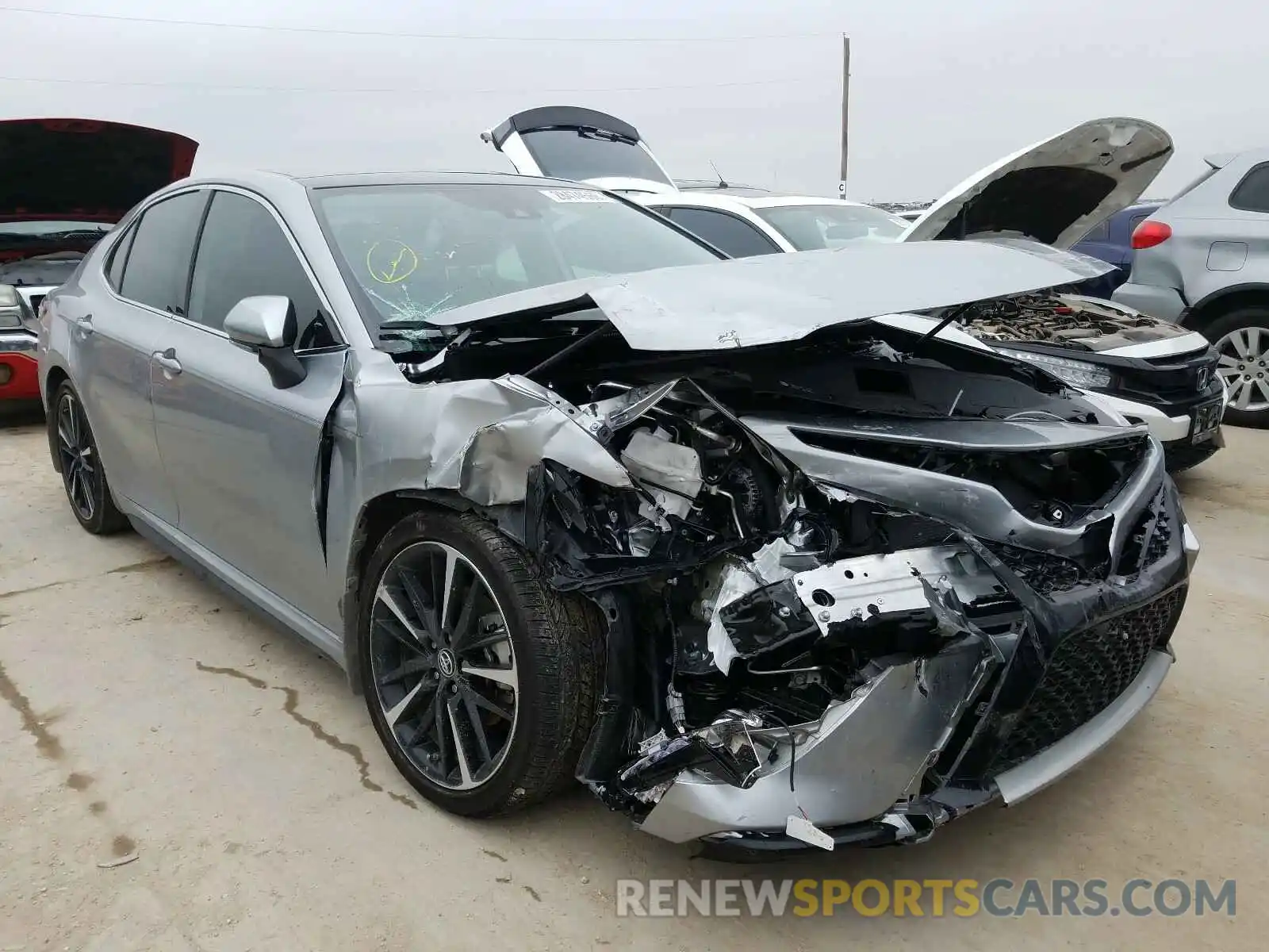 1 Photograph of a damaged car 4T1B61HK1KU804639 TOYOTA CAMRY 2019