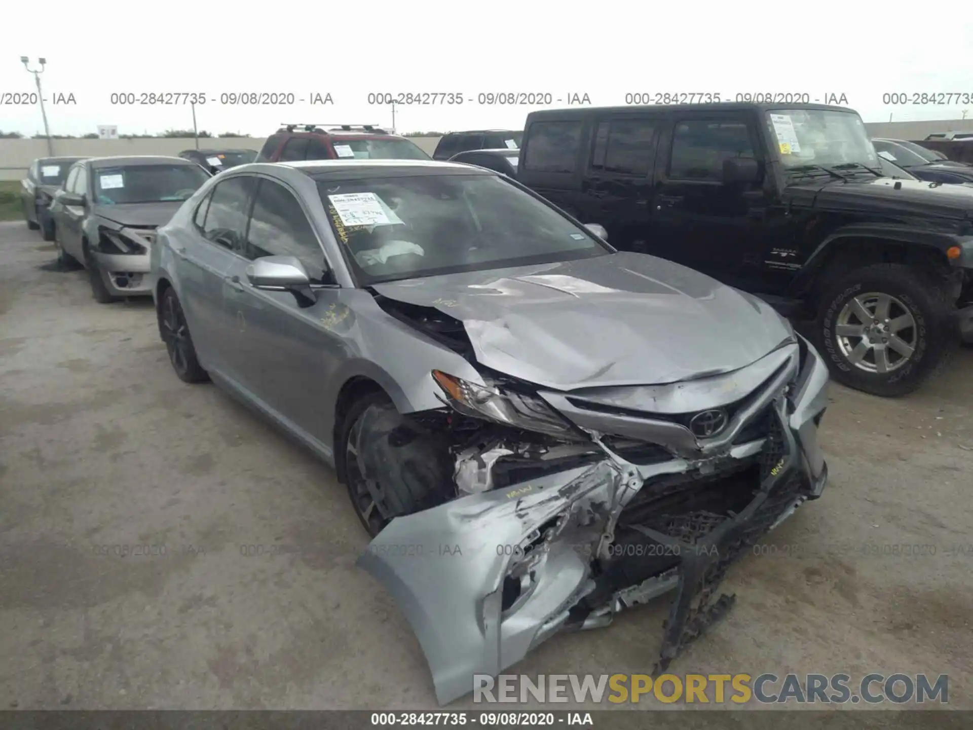 1 Photograph of a damaged car 4T1B61HK1KU823711 TOYOTA CAMRY 2019
