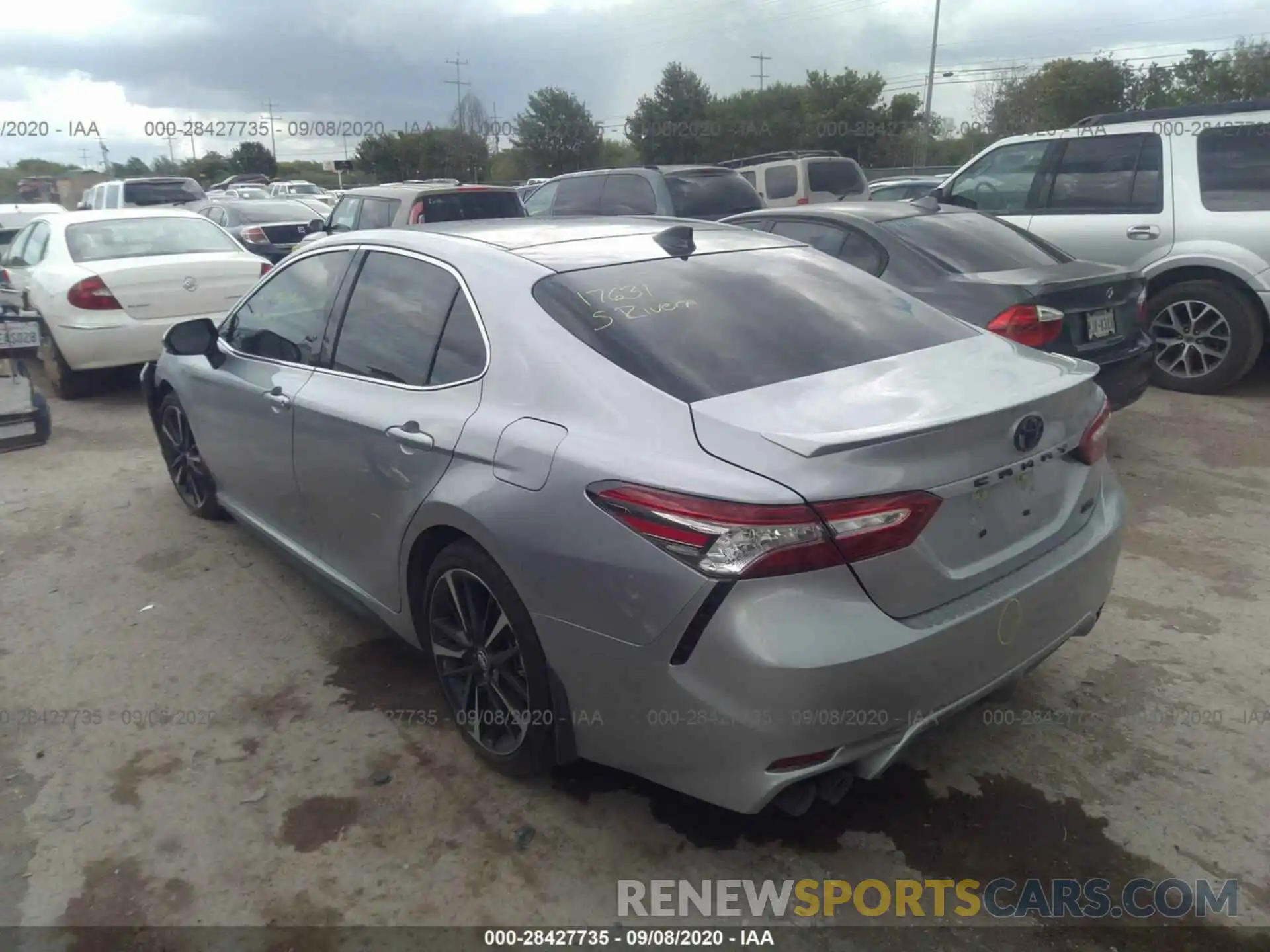 3 Photograph of a damaged car 4T1B61HK1KU823711 TOYOTA CAMRY 2019