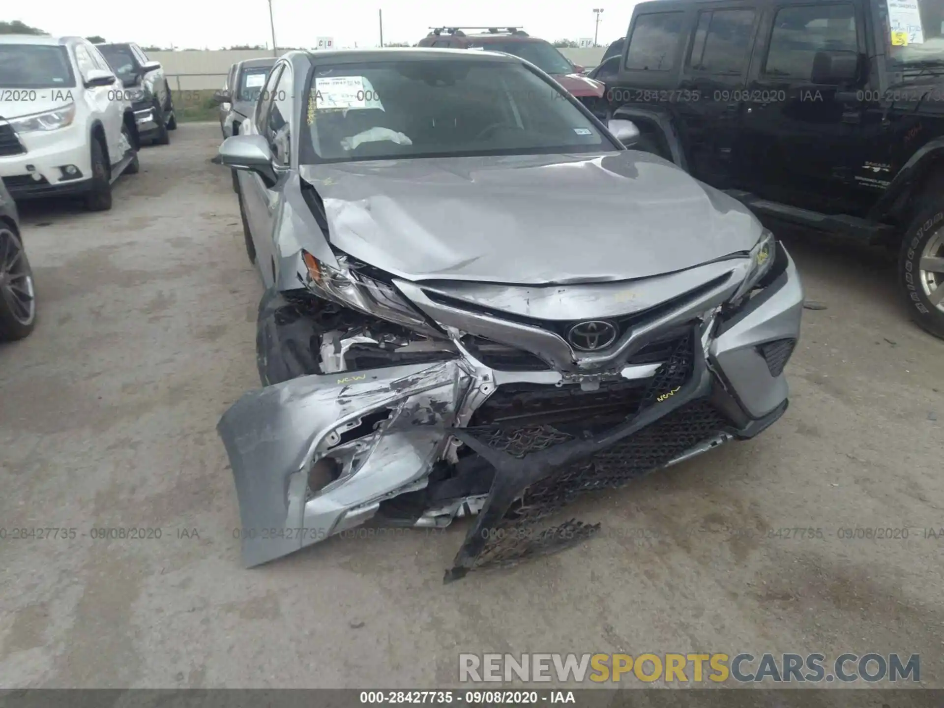 6 Photograph of a damaged car 4T1B61HK1KU823711 TOYOTA CAMRY 2019