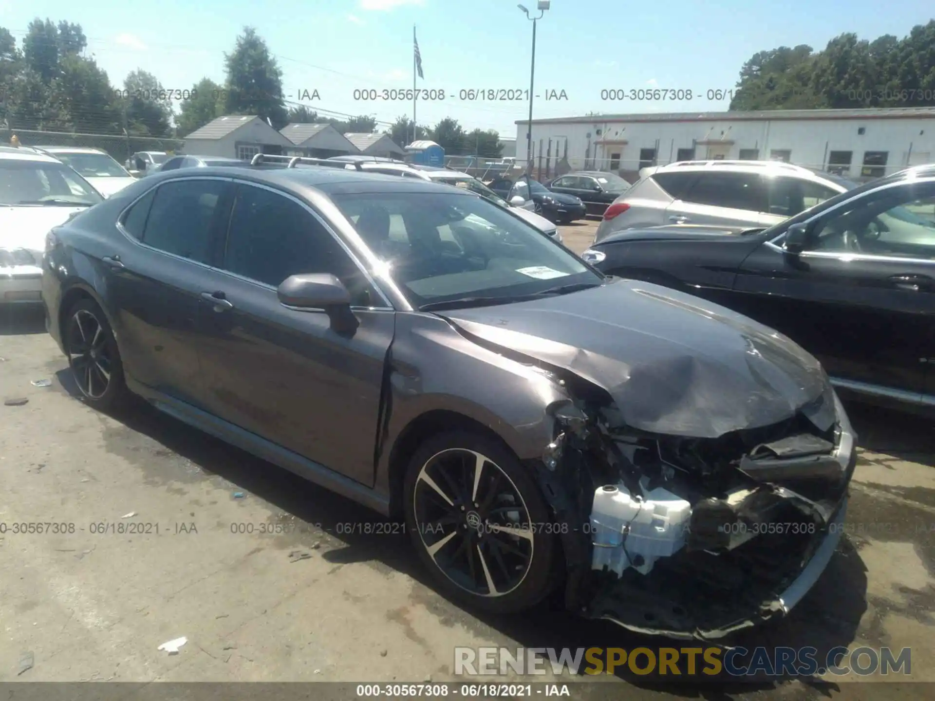 6 Photograph of a damaged car 4T1B61HK1KU845191 TOYOTA CAMRY 2019