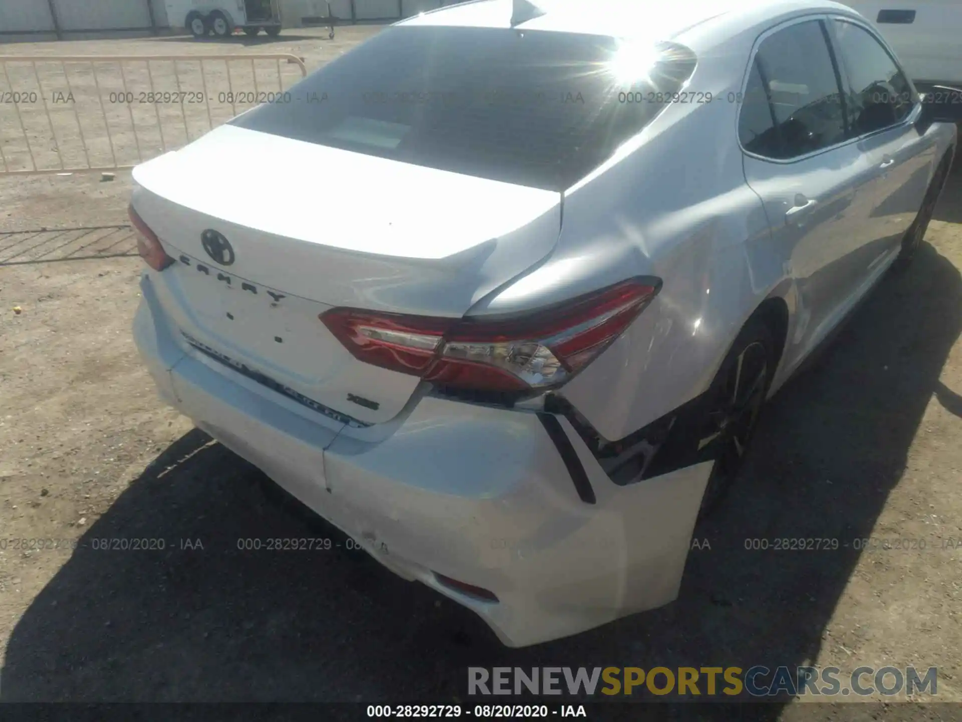 6 Photograph of a damaged car 4T1B61HK1KU851735 TOYOTA CAMRY 2019