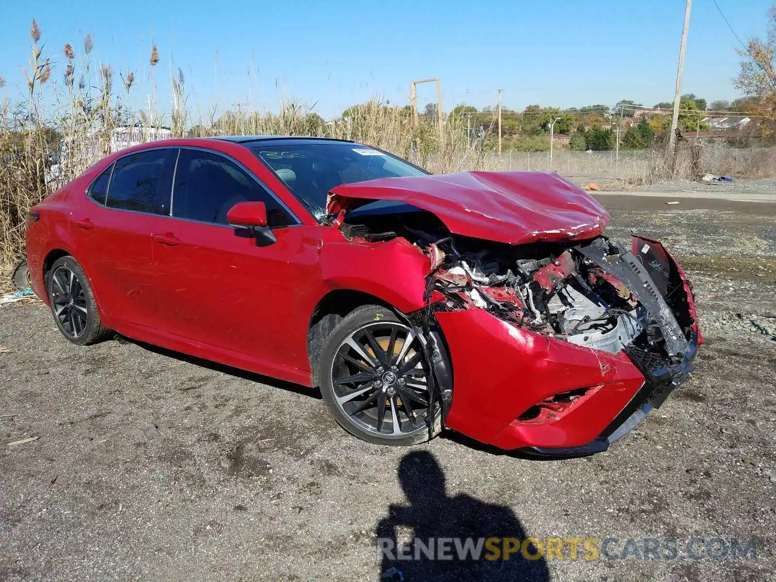 1 Photograph of a damaged car 4T1B61HK2KU159936 TOYOTA CAMRY 2019