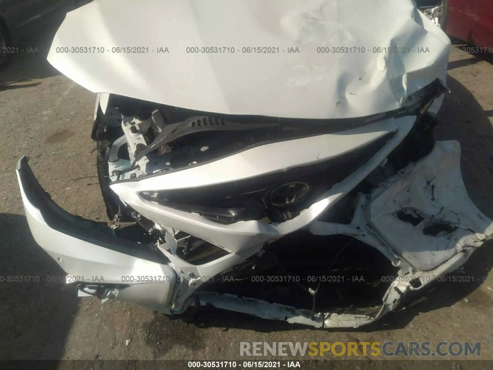 6 Photograph of a damaged car 4T1B61HK2KU172332 TOYOTA CAMRY 2019