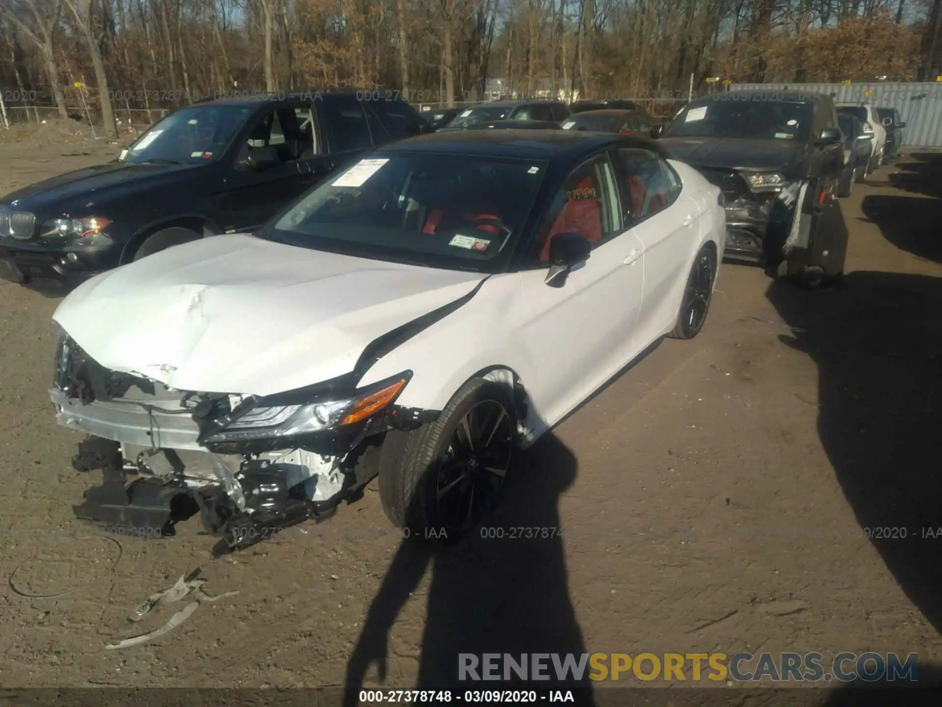 2 Photograph of a damaged car 4T1B61HK2KU185453 TOYOTA CAMRY 2019