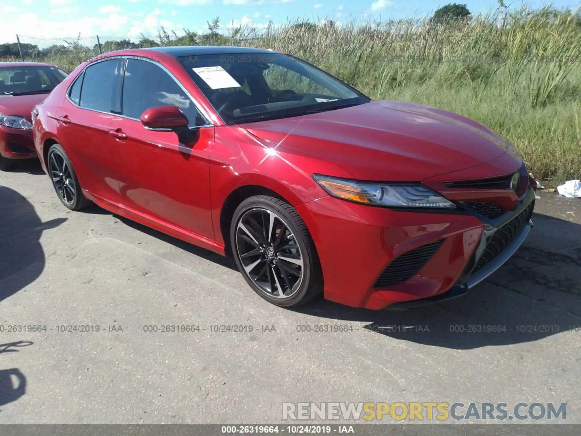 1 Photograph of a damaged car 4T1B61HK2KU194864 TOYOTA CAMRY 2019