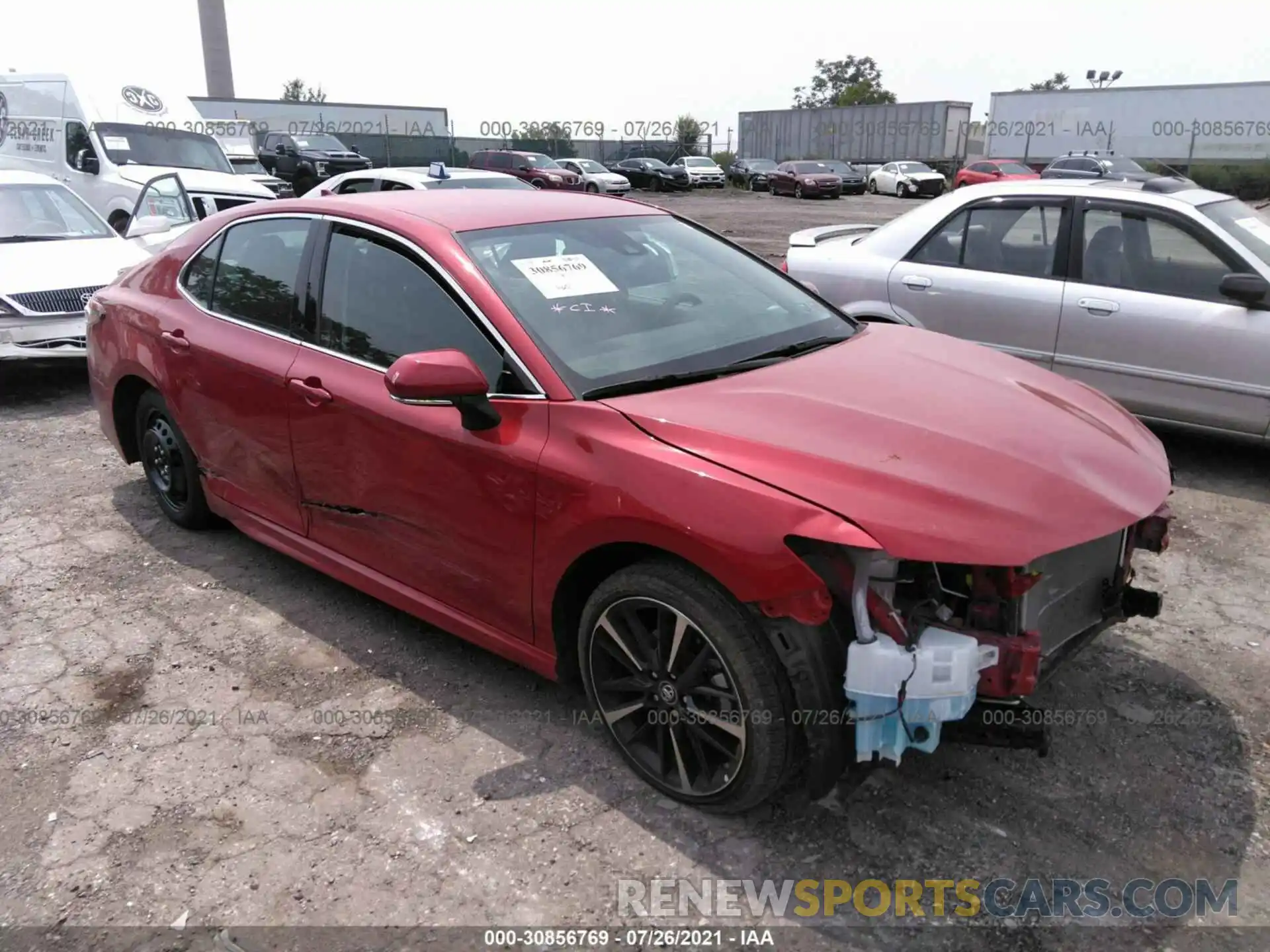 1 Photograph of a damaged car 4T1B61HK2KU194914 TOYOTA CAMRY 2019