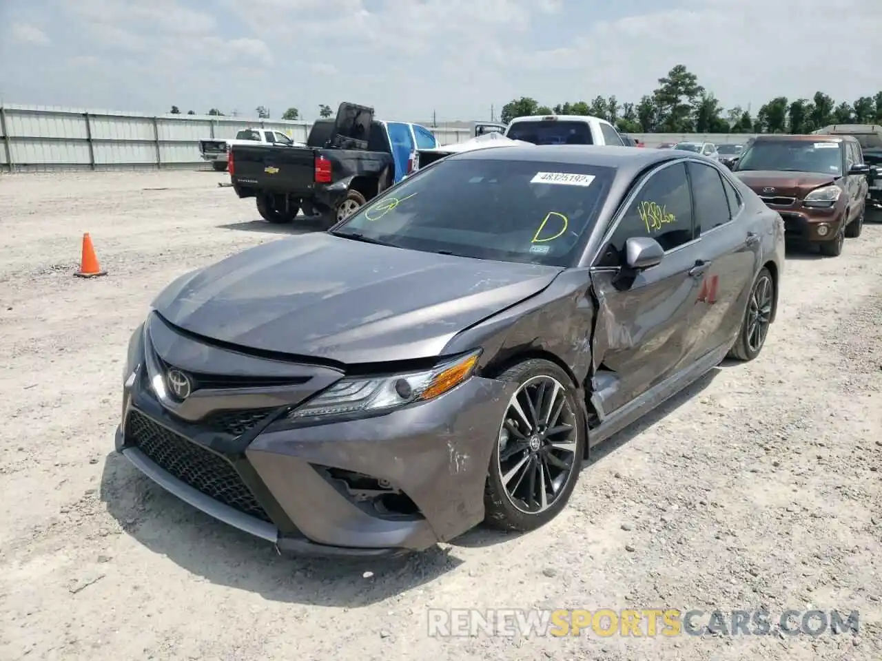 2 Photograph of a damaged car 4T1B61HK2KU195691 TOYOTA CAMRY 2019