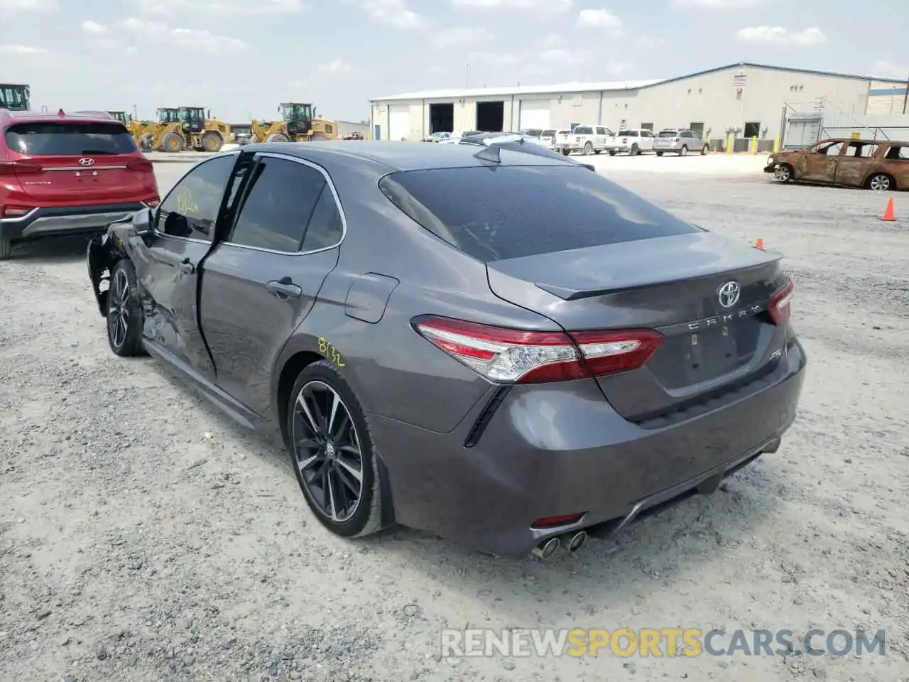 3 Photograph of a damaged car 4T1B61HK2KU195691 TOYOTA CAMRY 2019