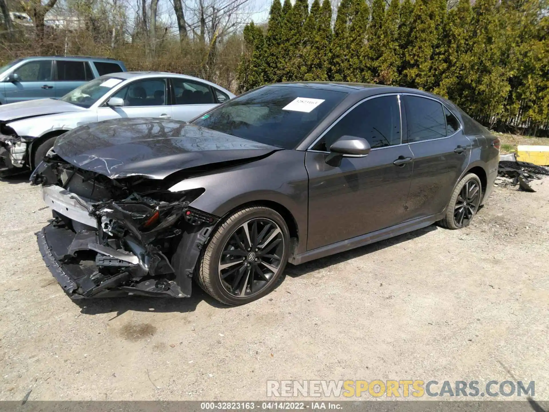 2 Photograph of a damaged car 4T1B61HK2KU203241 TOYOTA CAMRY 2019