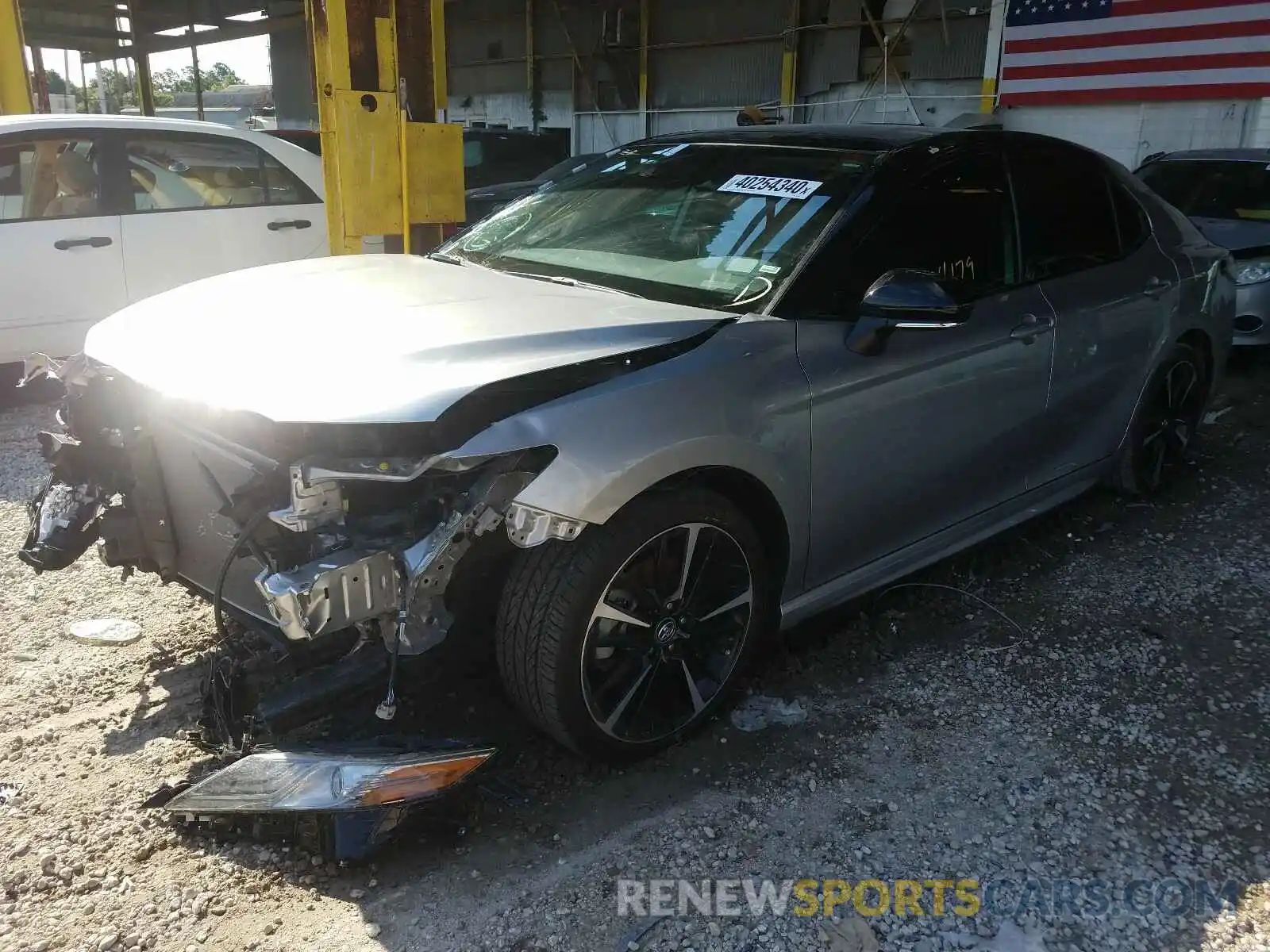 2 Photograph of a damaged car 4T1B61HK2KU206043 TOYOTA CAMRY 2019