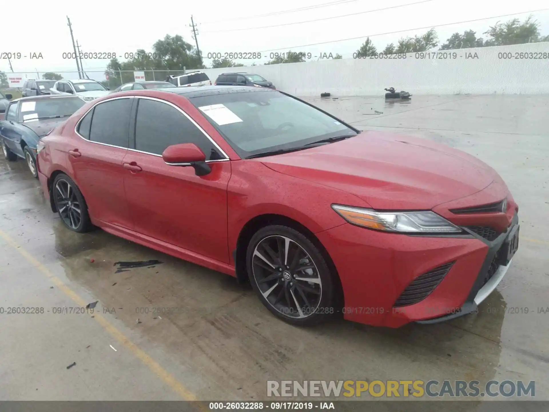 1 Photograph of a damaged car 4T1B61HK2KU213008 TOYOTA CAMRY 2019