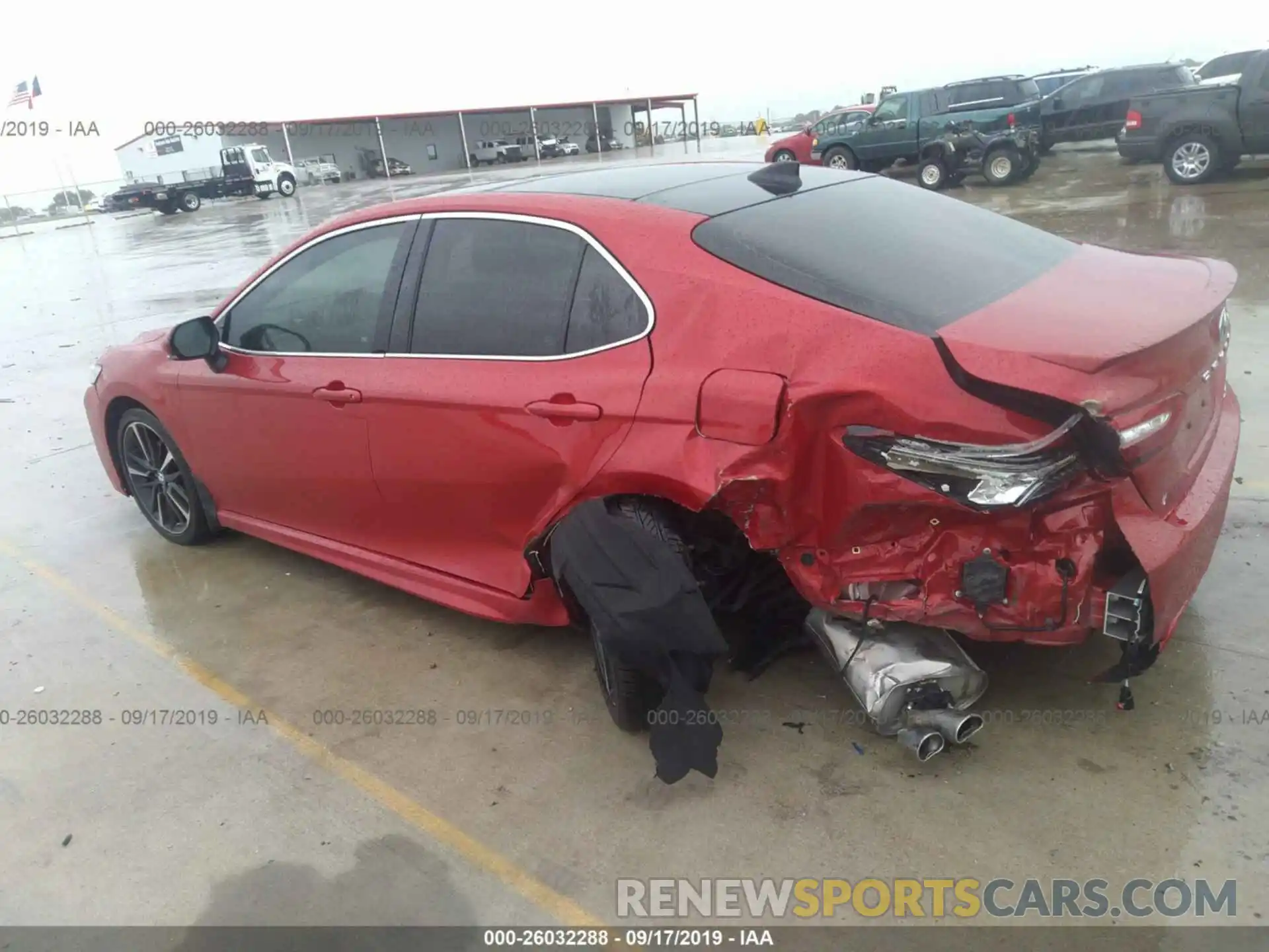 3 Photograph of a damaged car 4T1B61HK2KU213008 TOYOTA CAMRY 2019