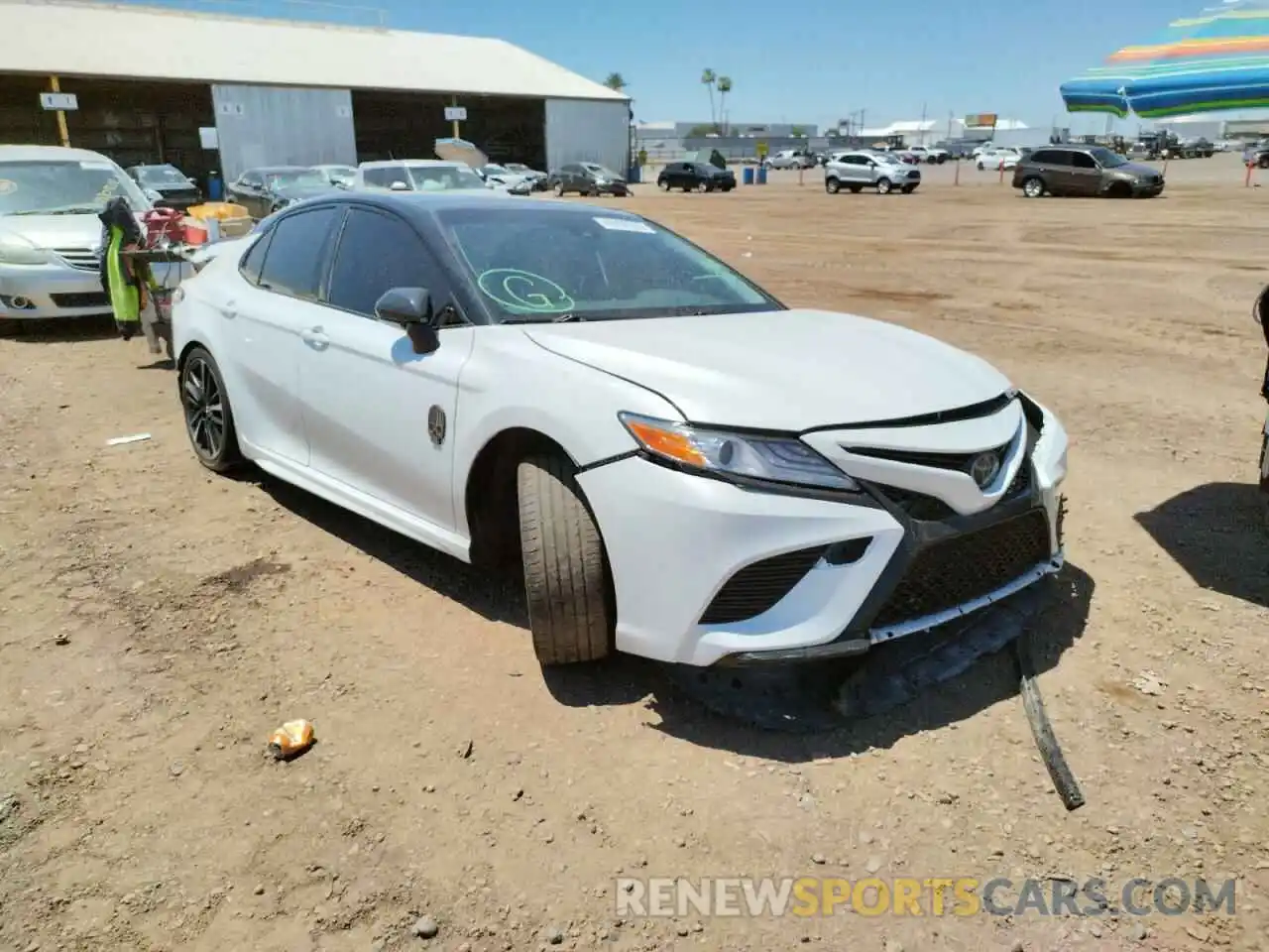 1 Photograph of a damaged car 4T1B61HK2KU215695 TOYOTA CAMRY 2019