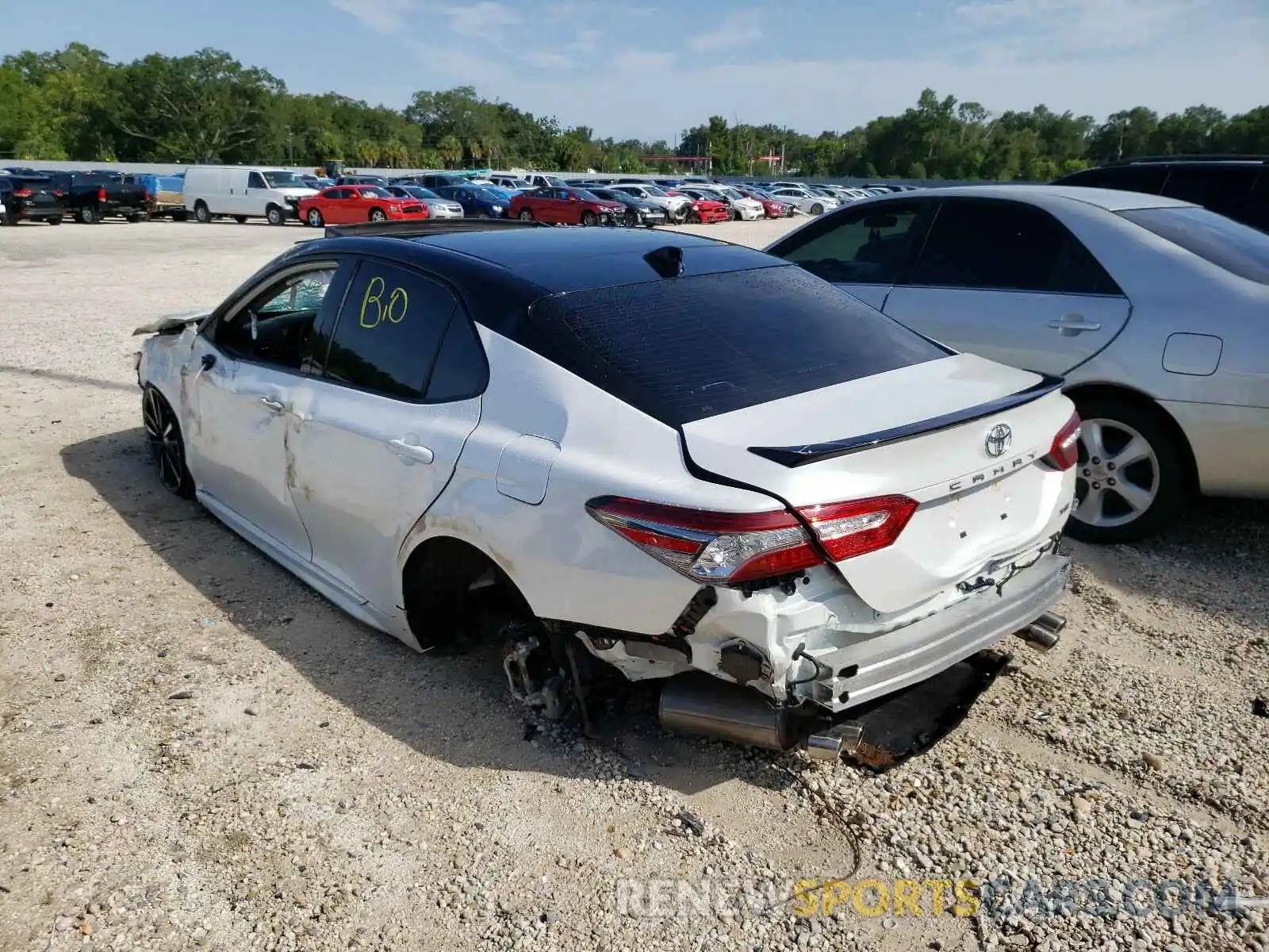 3 Photograph of a damaged car 4T1B61HK2KU224882 TOYOTA CAMRY 2019