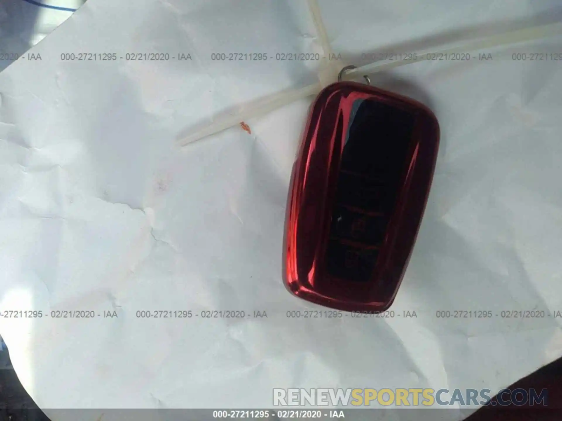 11 Photograph of a damaged car 4T1B61HK2KU227121 TOYOTA CAMRY 2019