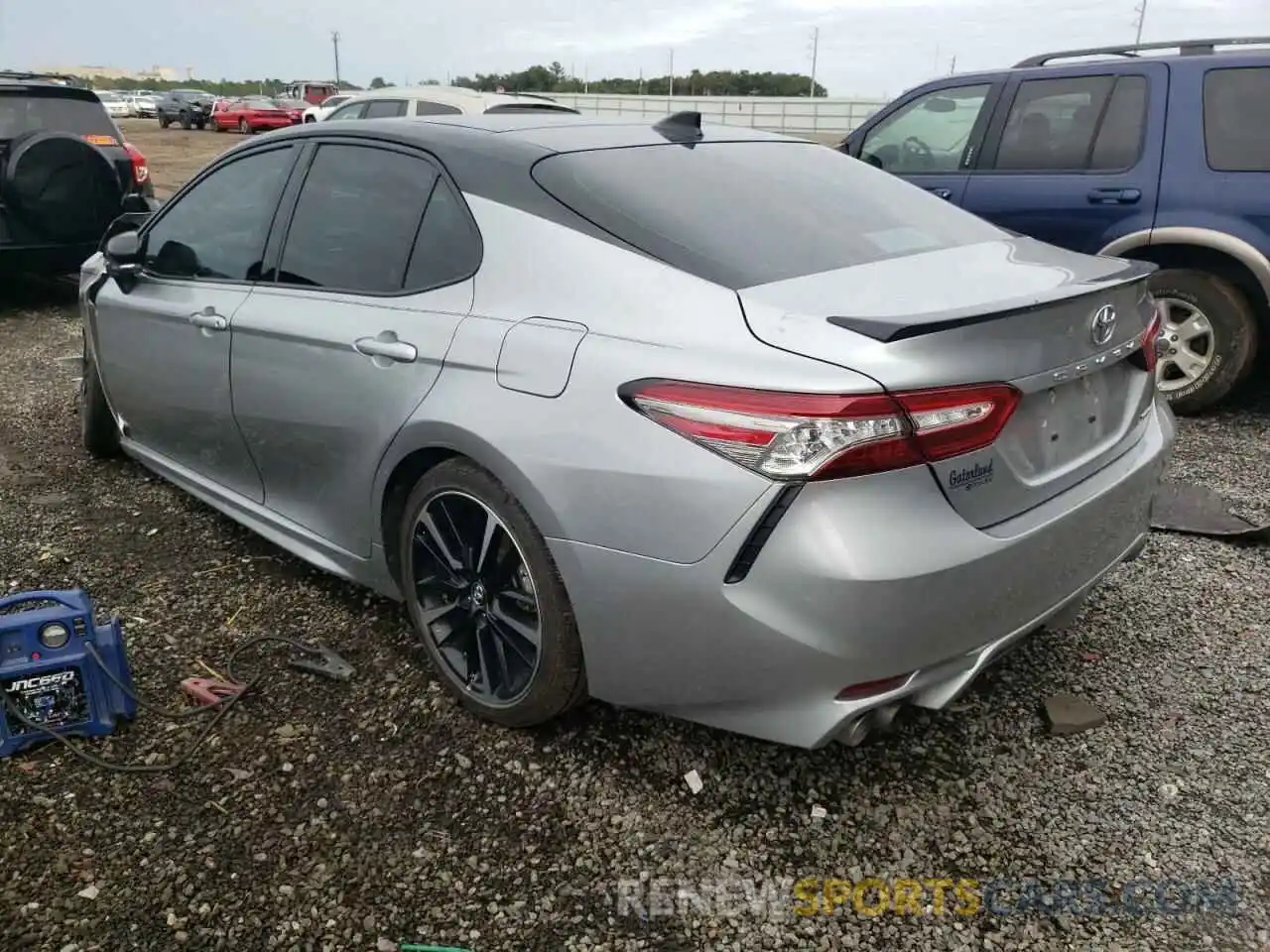 3 Photograph of a damaged car 4T1B61HK2KU231525 TOYOTA CAMRY 2019