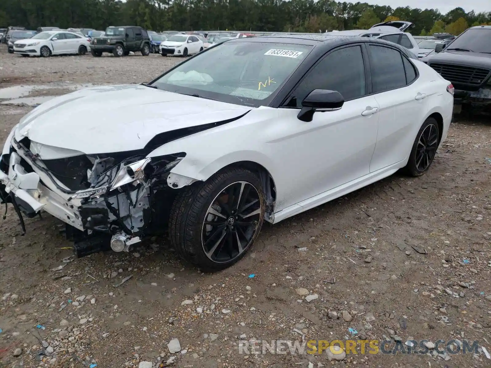 2 Фотография поврежденного автомобиля 4T1B61HK2KU244517 TOYOTA CAMRY 2019