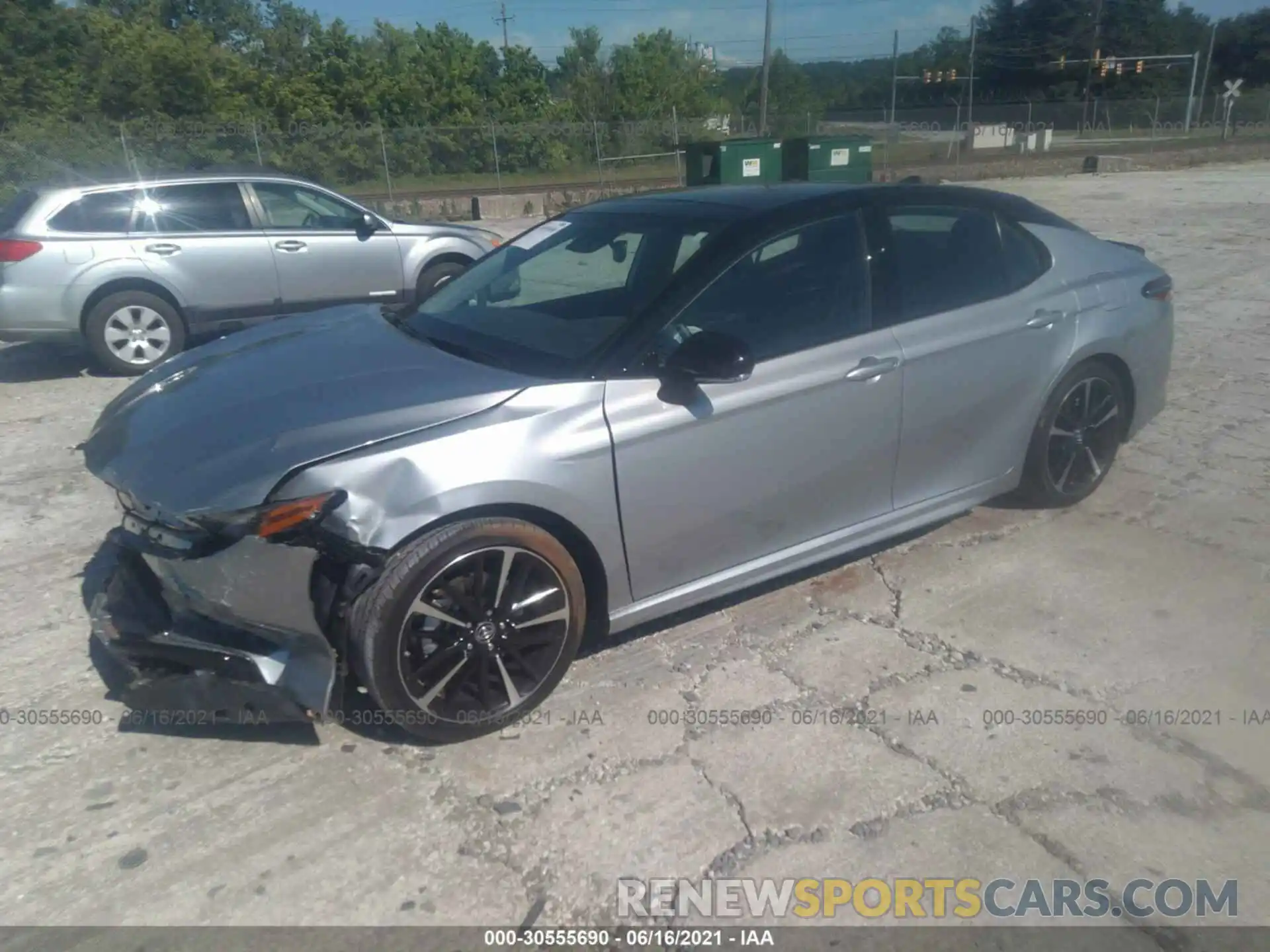 2 Photograph of a damaged car 4T1B61HK2KU262077 TOYOTA CAMRY 2019