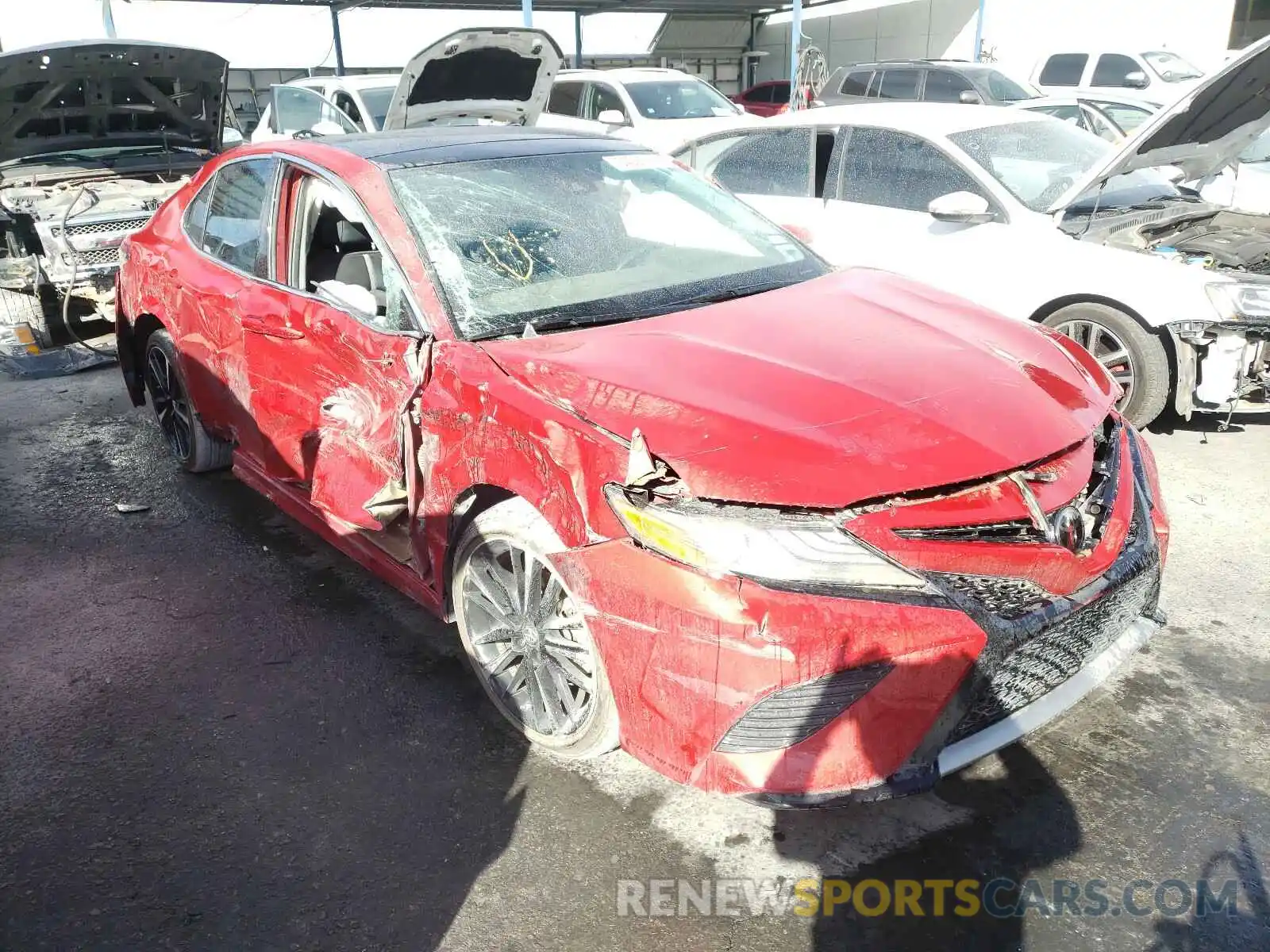 1 Photograph of a damaged car 4T1B61HK2KU263584 TOYOTA CAMRY 2019