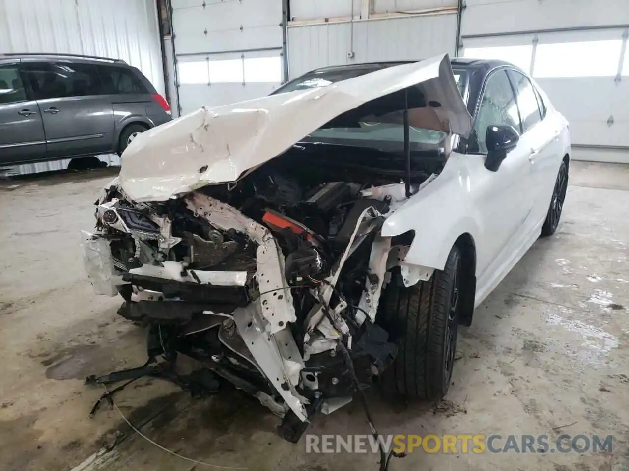 2 Photograph of a damaged car 4T1B61HK2KU271054 TOYOTA CAMRY 2019